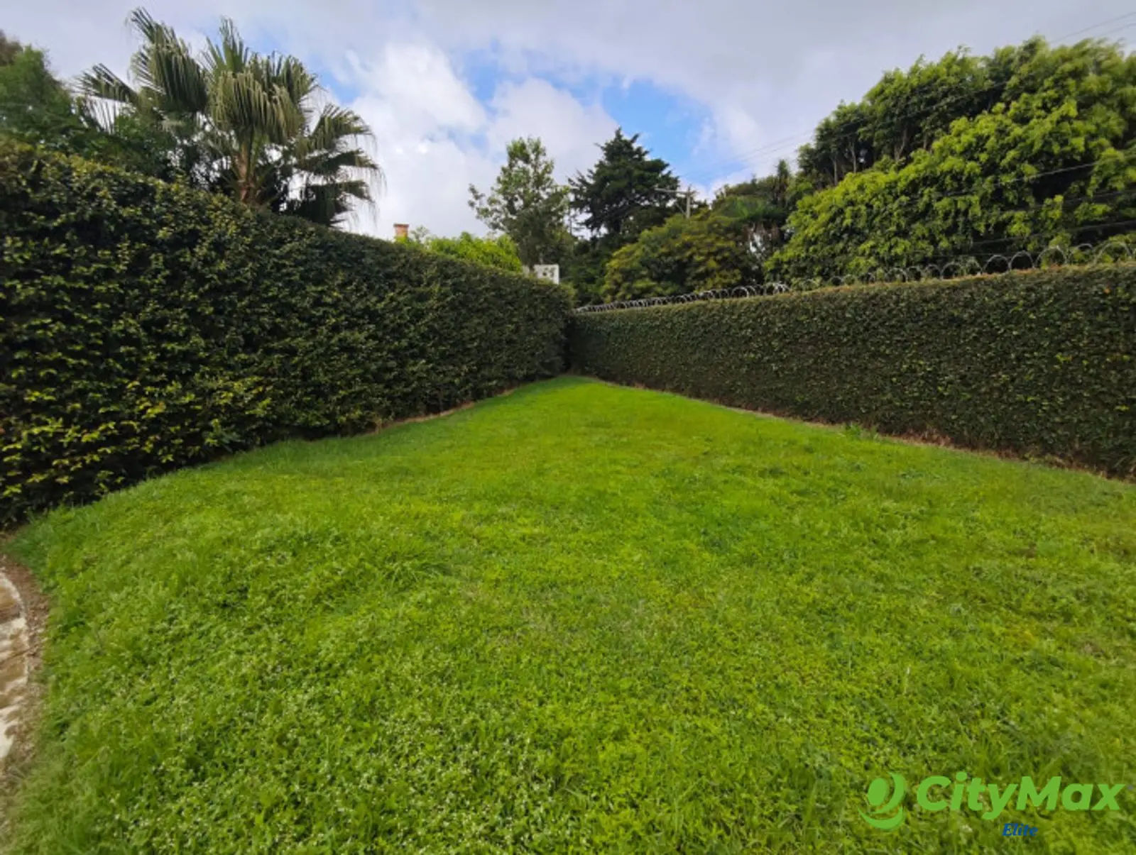 TERRENO EN VENTA EN RESIDENCIAL SANTA CLARA - CES - foto 2