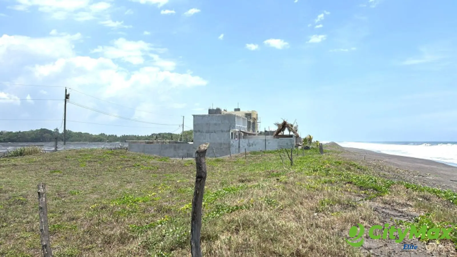 Terreno en Venta Frente al Mar en Sipacate, Escuintla - foto 8