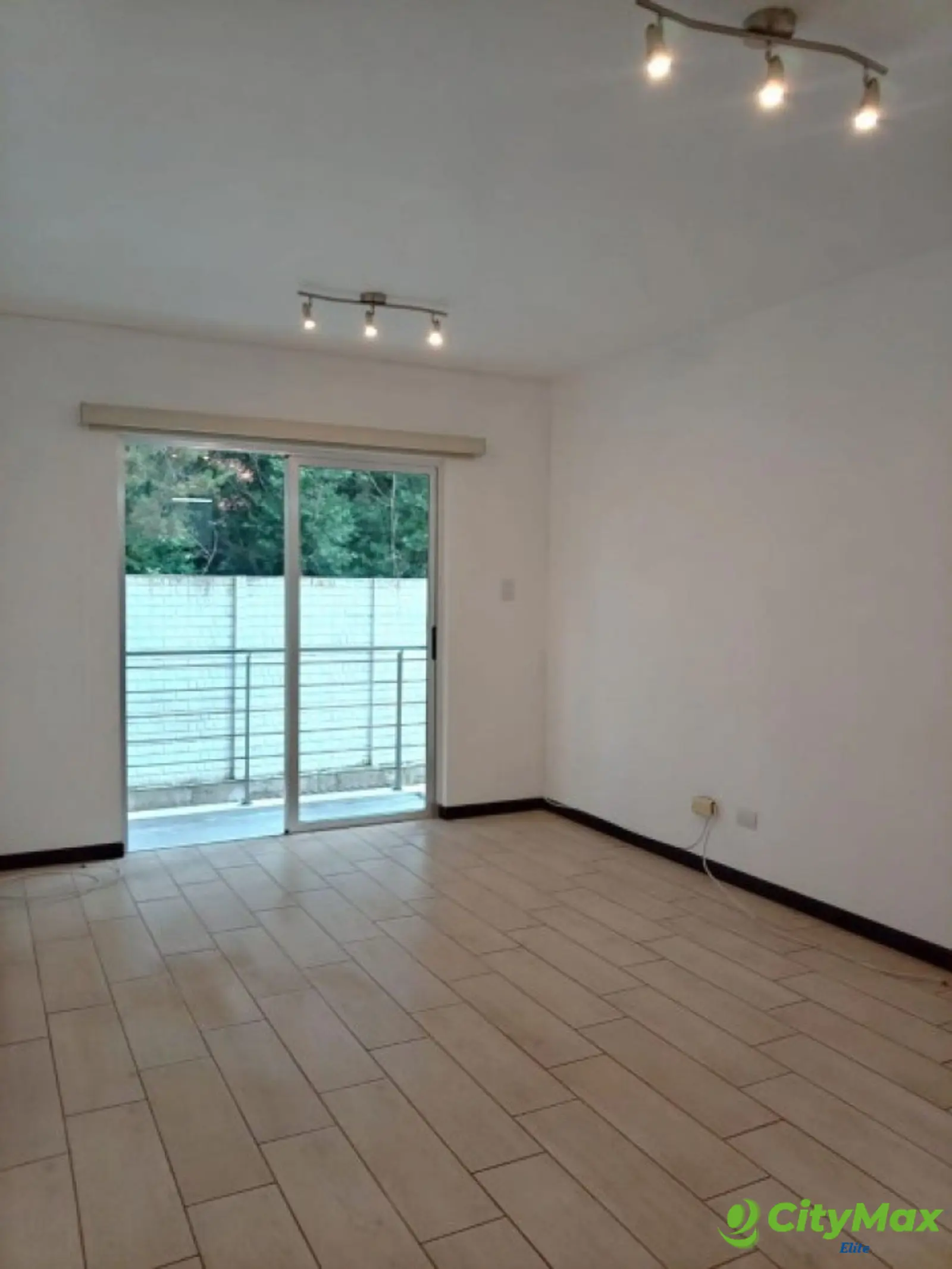 Apartamento en venta en Km 14.5 de CES - foto 2