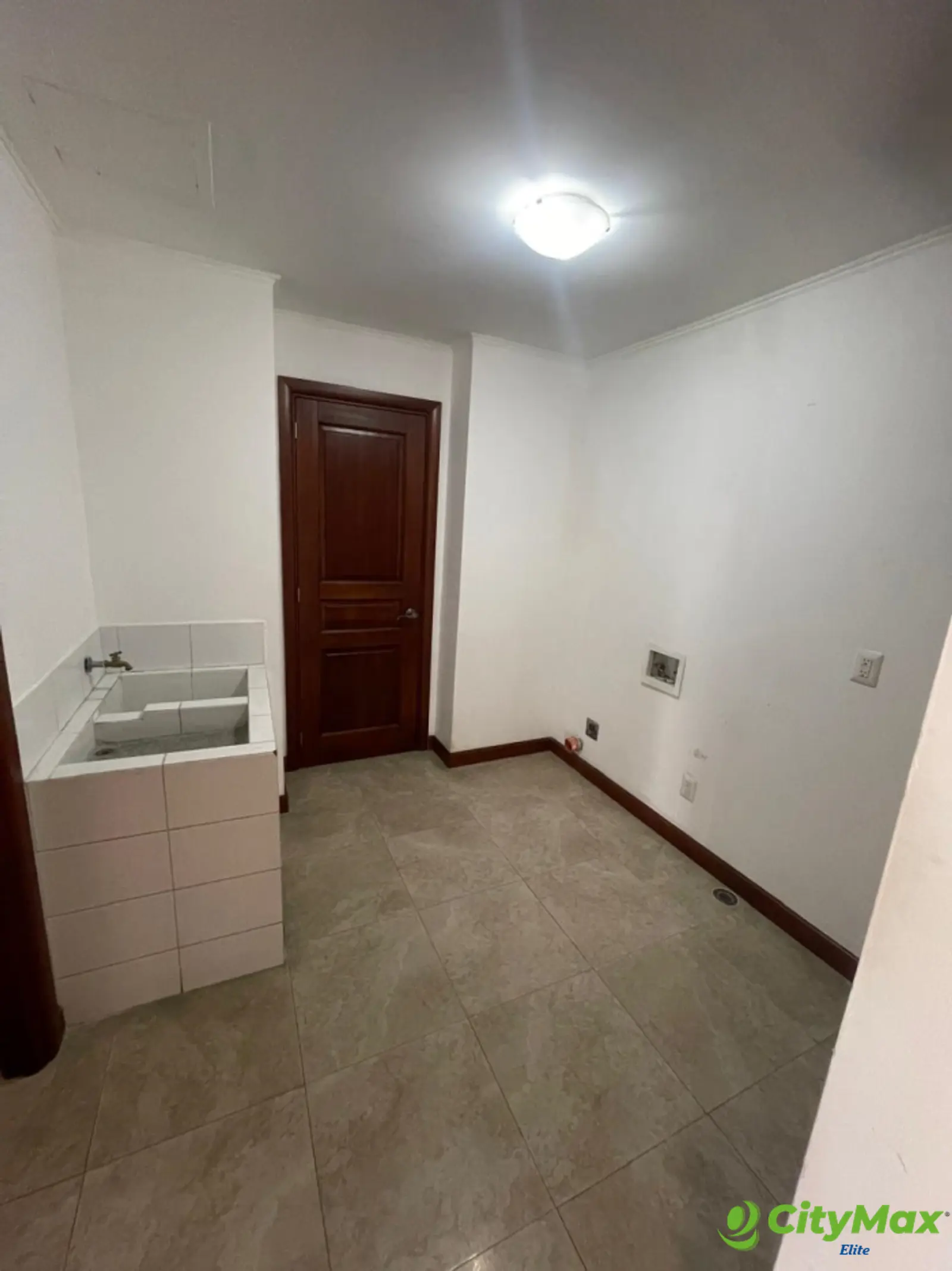 Apartamento en renta en zona 14 - foto 13