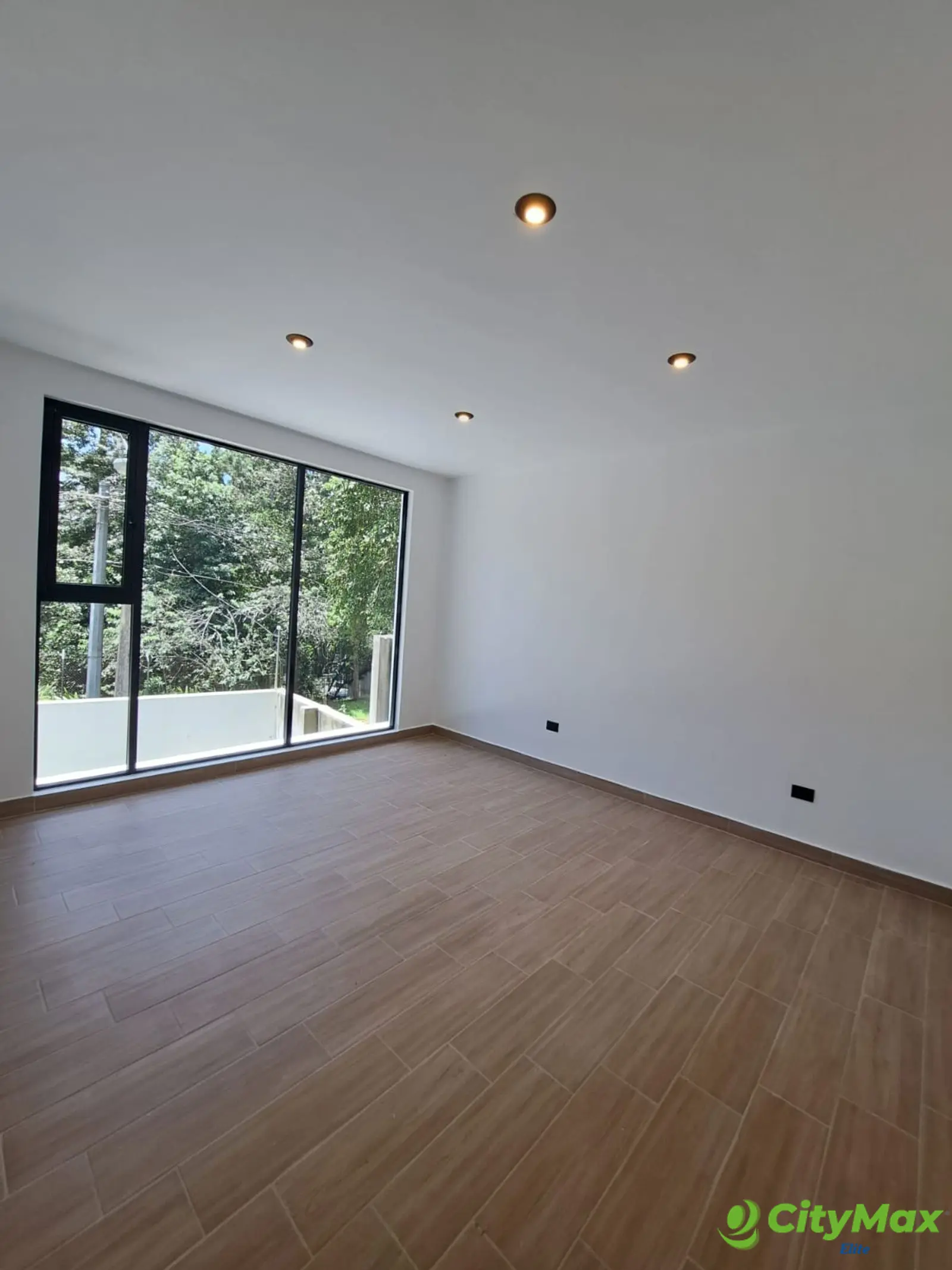 Moderna casa en venta en Terravista km 16.5 CAES - foto 5