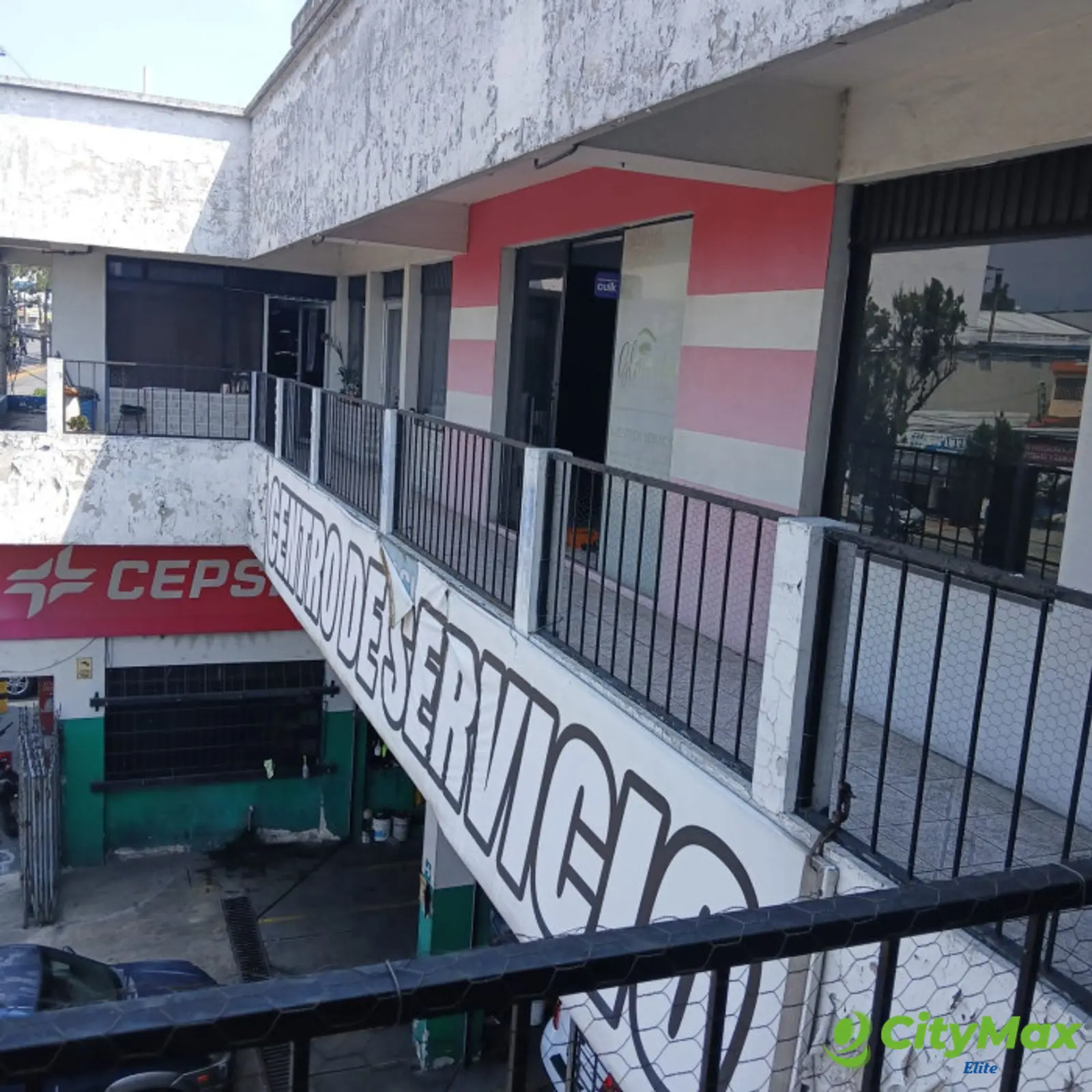 Local Comercial ubicado sobre la Calzada San Juan Z 7 - foto 7