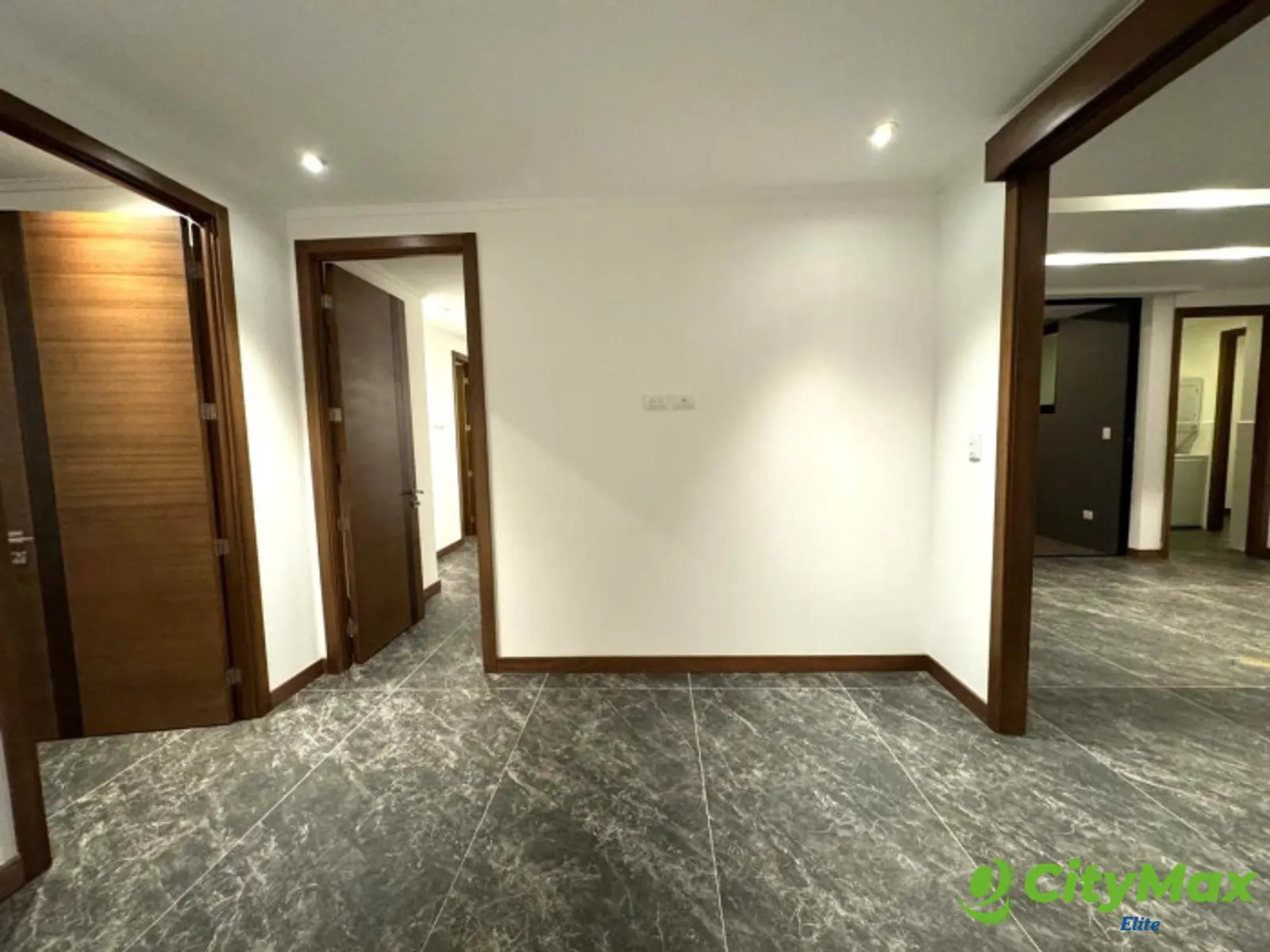 Apartamento en Venta en Zona 10 - foto 7