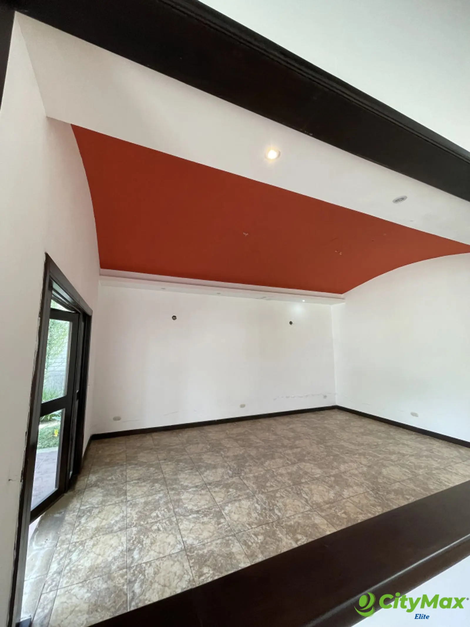 Casa de un nivel en Renta y Venta Km 18.5 CAES - comedor