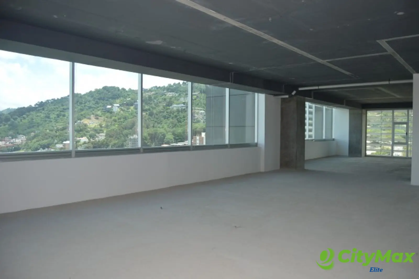 Oficina en renta Vista Hermosa zona 15 edificio nuevo   - foto 2