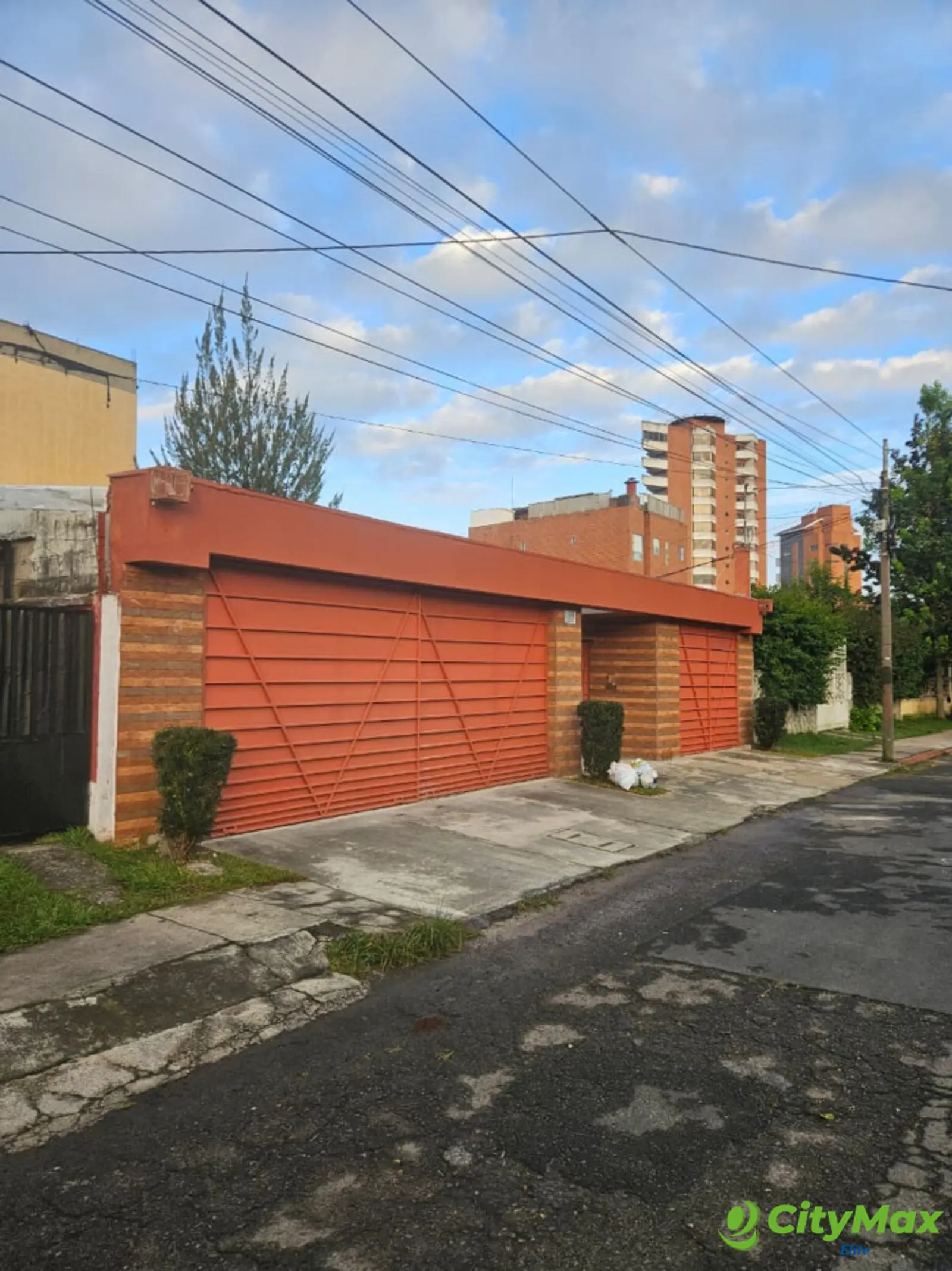 Venta de Casa en Colonia El Maestro de Zona 15 - foto 6