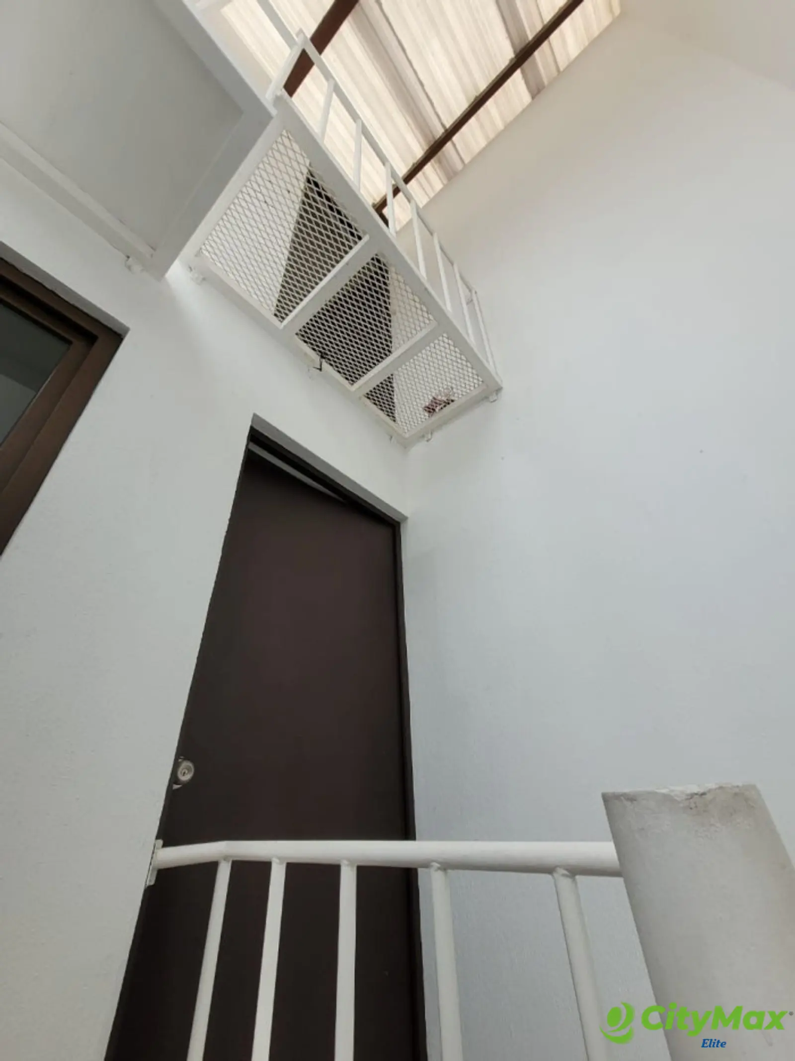 CASA EN VENTA EN HACIENDA REAL ZONA 16 - foto 2
