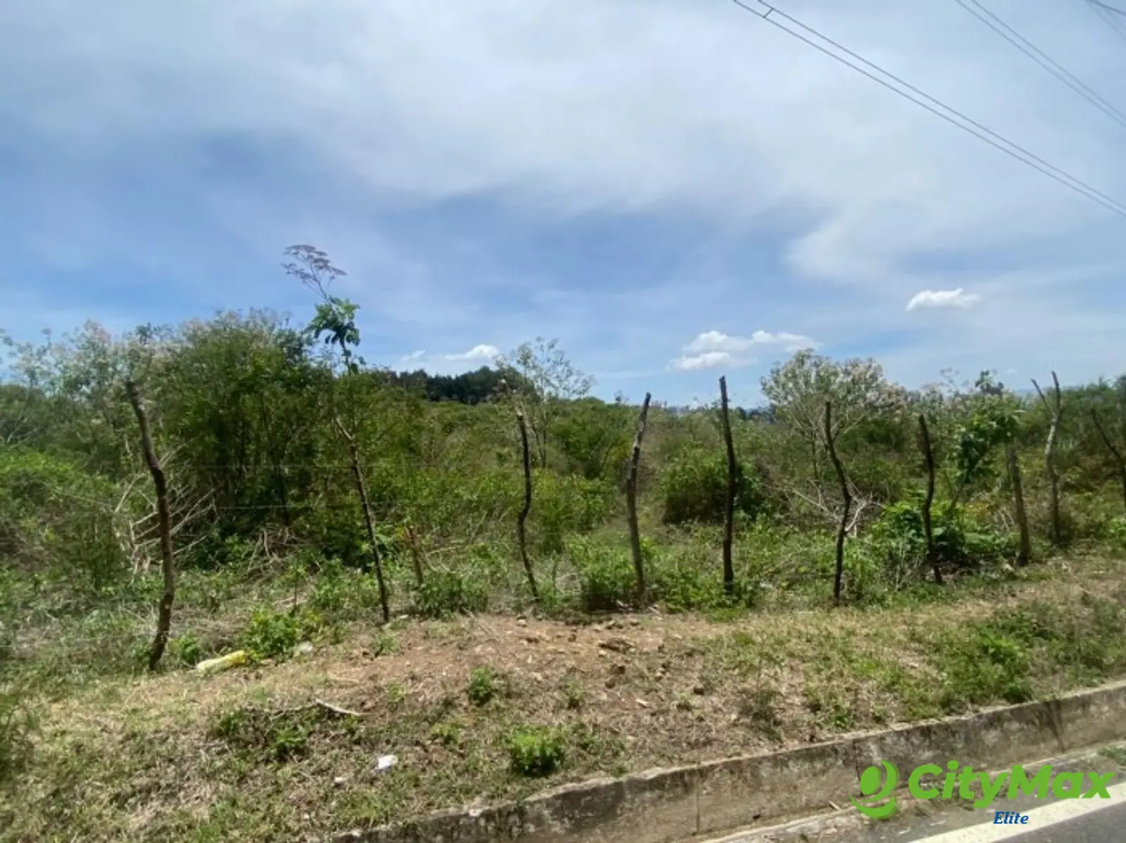 Finca en el km21 carretera a Fraijanes - foto 4