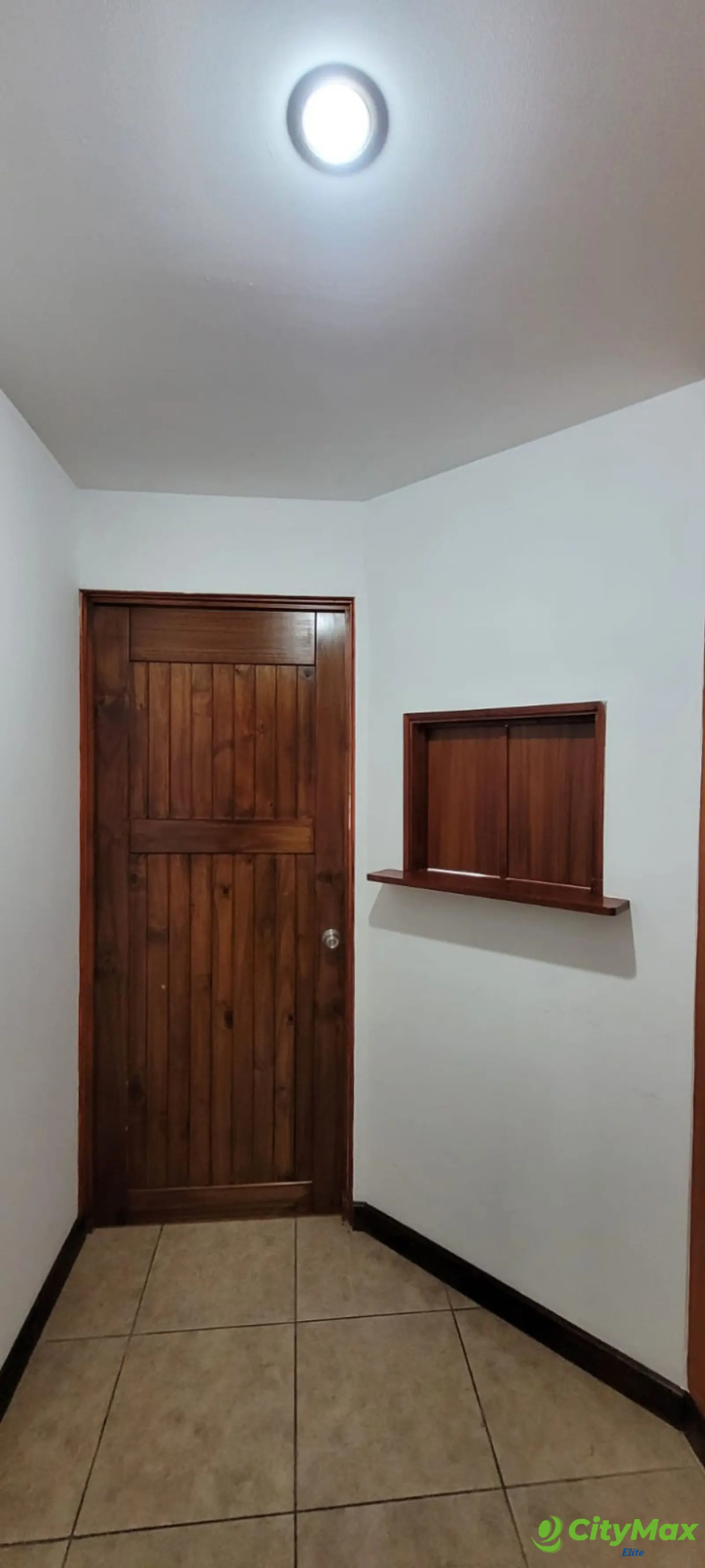 Oficina en renta y venta en Santa Catarina Pinula - foto 4