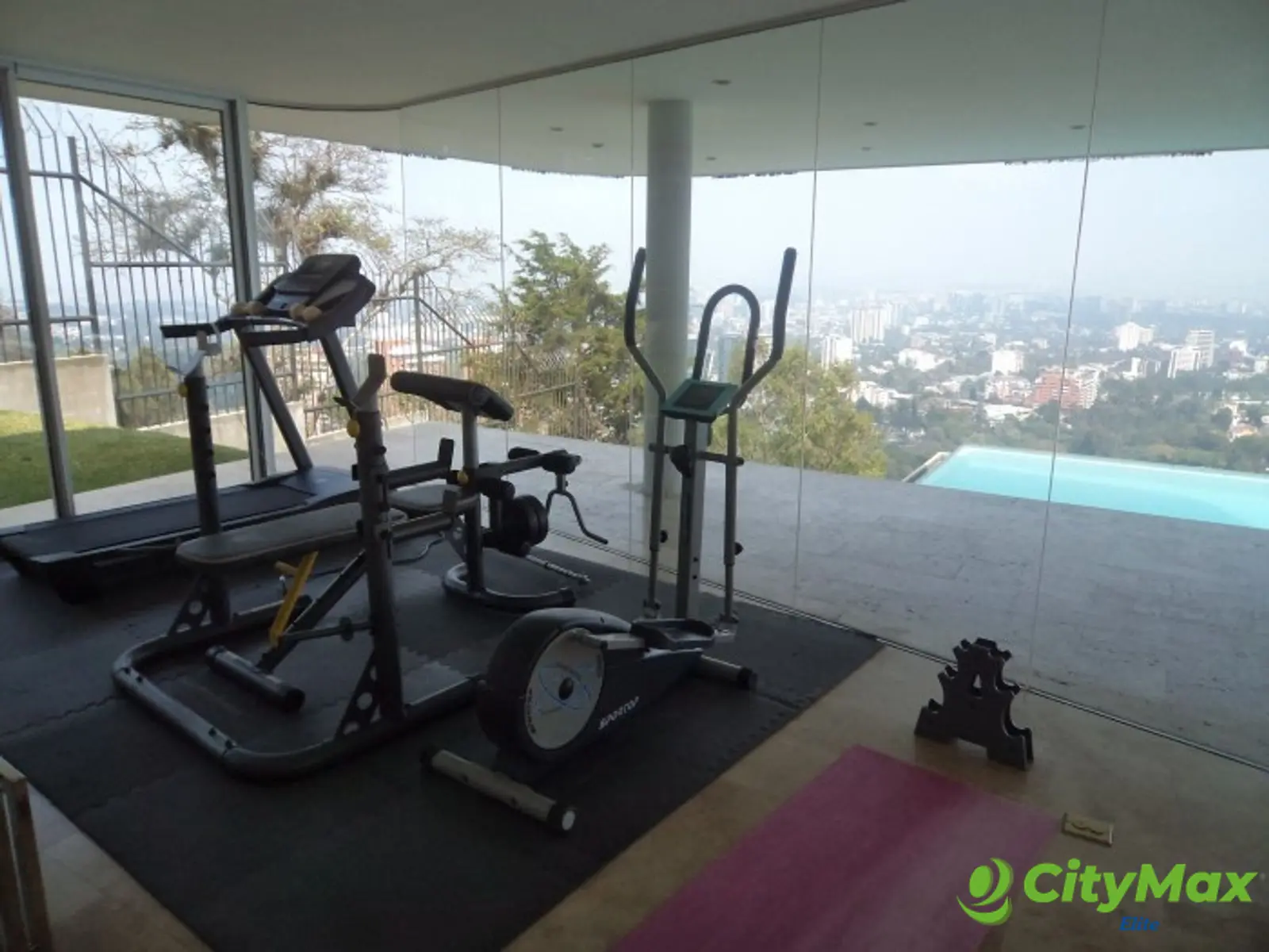 Vendo casa en zona 15 Vista Hermosa - foto 9