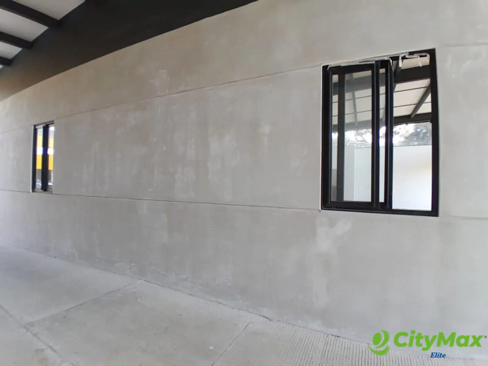 Renta de Local Comercial en el Km 17.4 - foto 4
