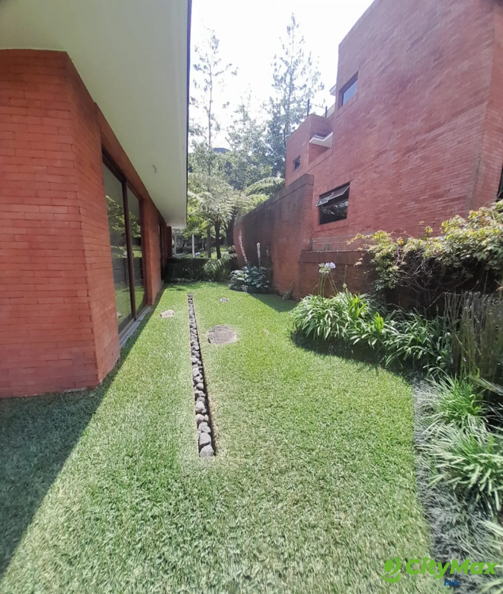 CASA EN VENTA EN CONDOMINIO EXCLUSIVO - foto 3