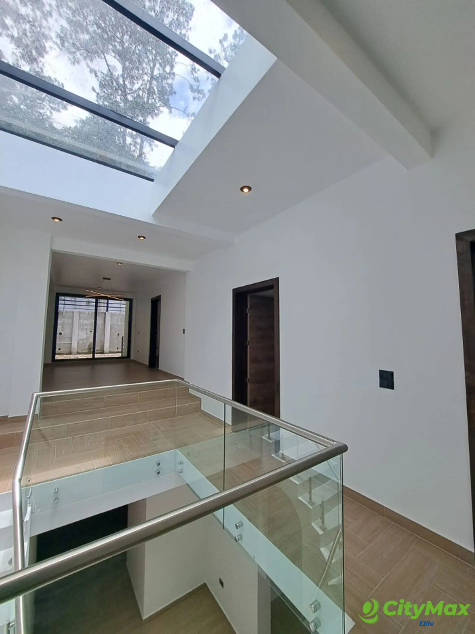 Moderna casa en venta en Terravista km 16.5 CAES - foto 10