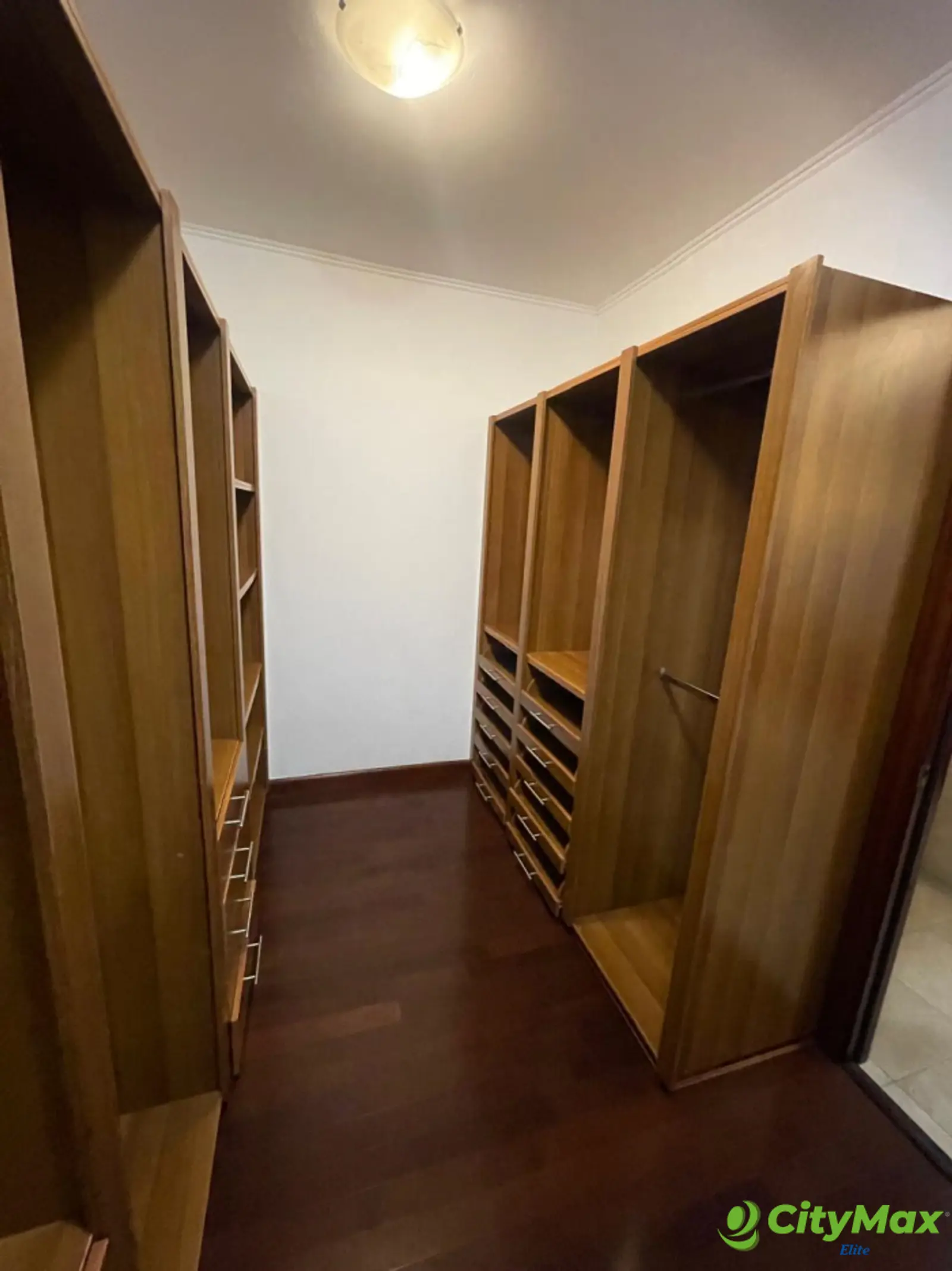 Apartamento en renta en zona 14 - foto 15