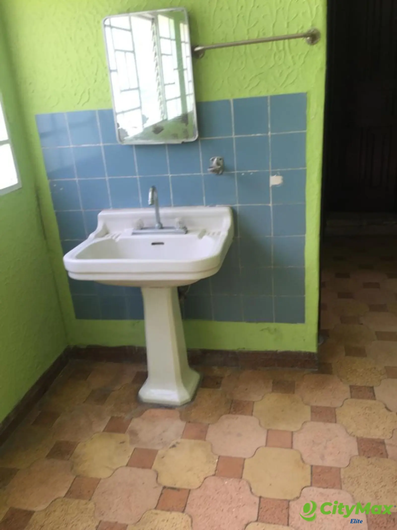 LOCAL COMERCIAL - OFICINAS EN ALQUILER EN MAZATENANGO - foto 5