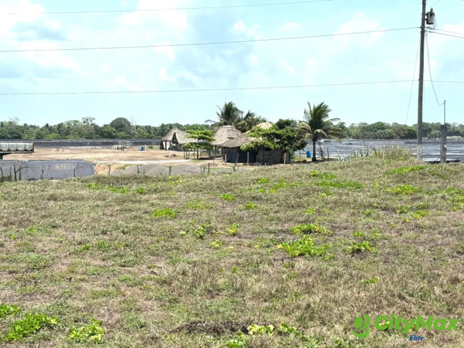 Terreno en Venta Frente al Mar en Sipacate, Escuintla - foto 7