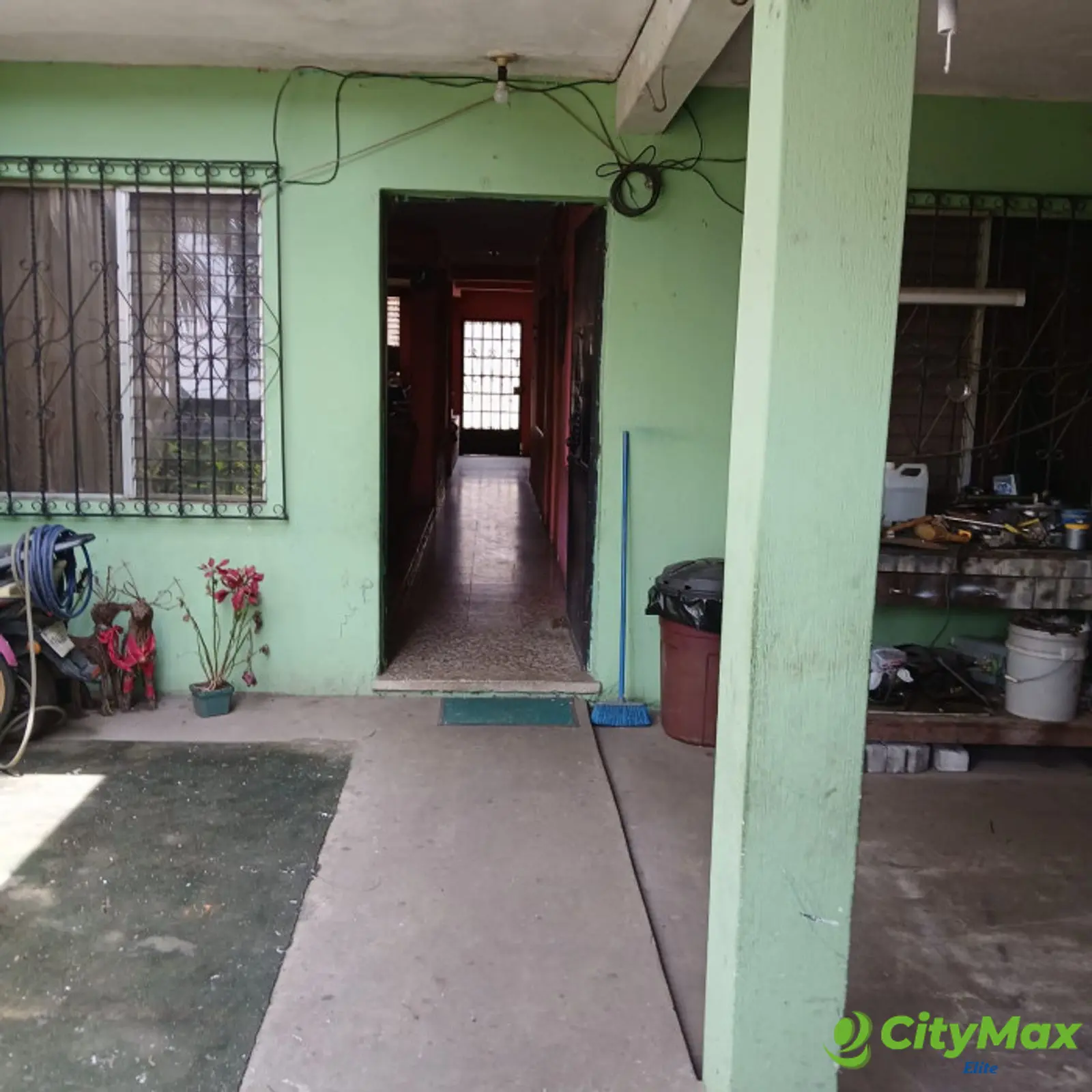 Casa en venta en Residenciales,  San Miguel Petapa   - foto 2