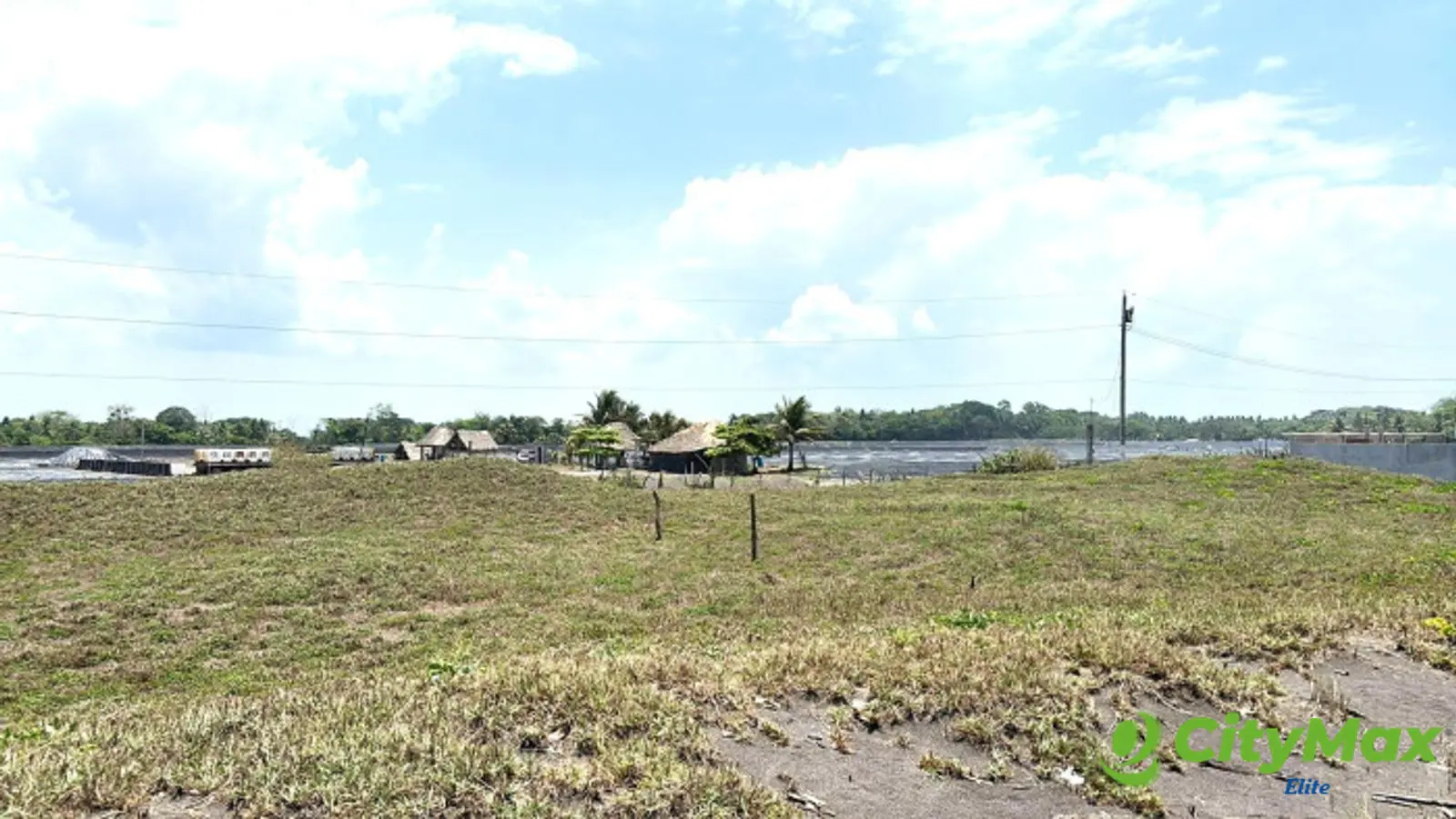 Terreno en Venta Frente al Mar en Sipacate, Escuintla - foto 9