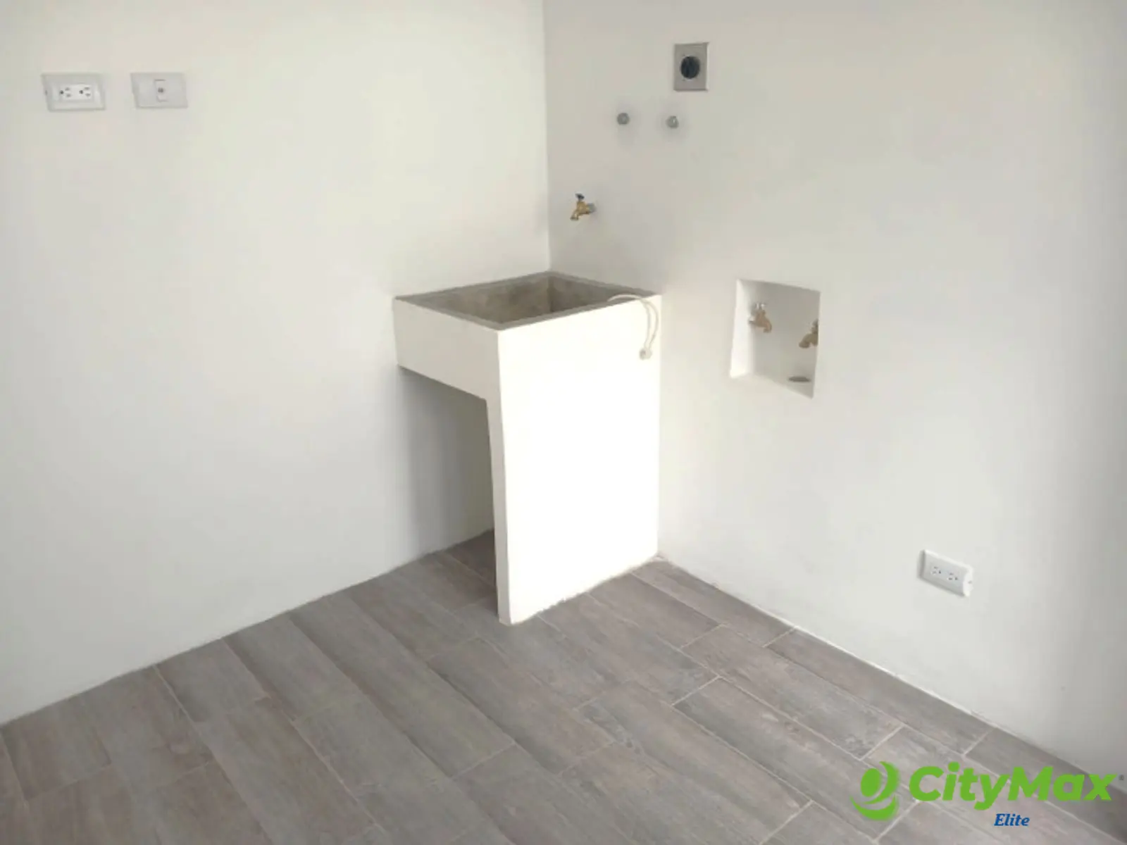 CASA A ESTRENAR EN ALQUILER EN FRAIJANES - foto 4