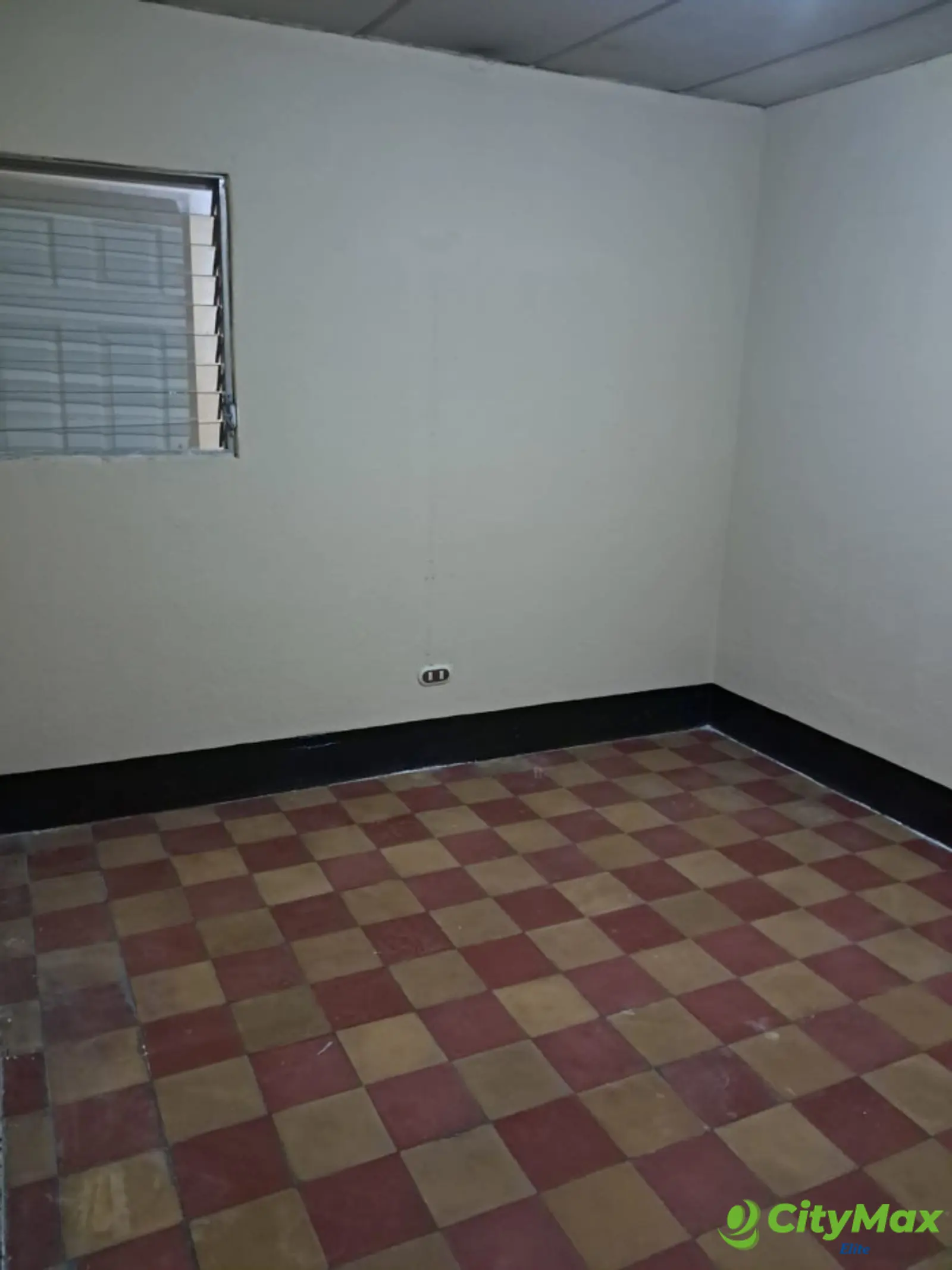 Casa Residencial en Colonia Santa Marta, Zona 5 Mixco - foto 8