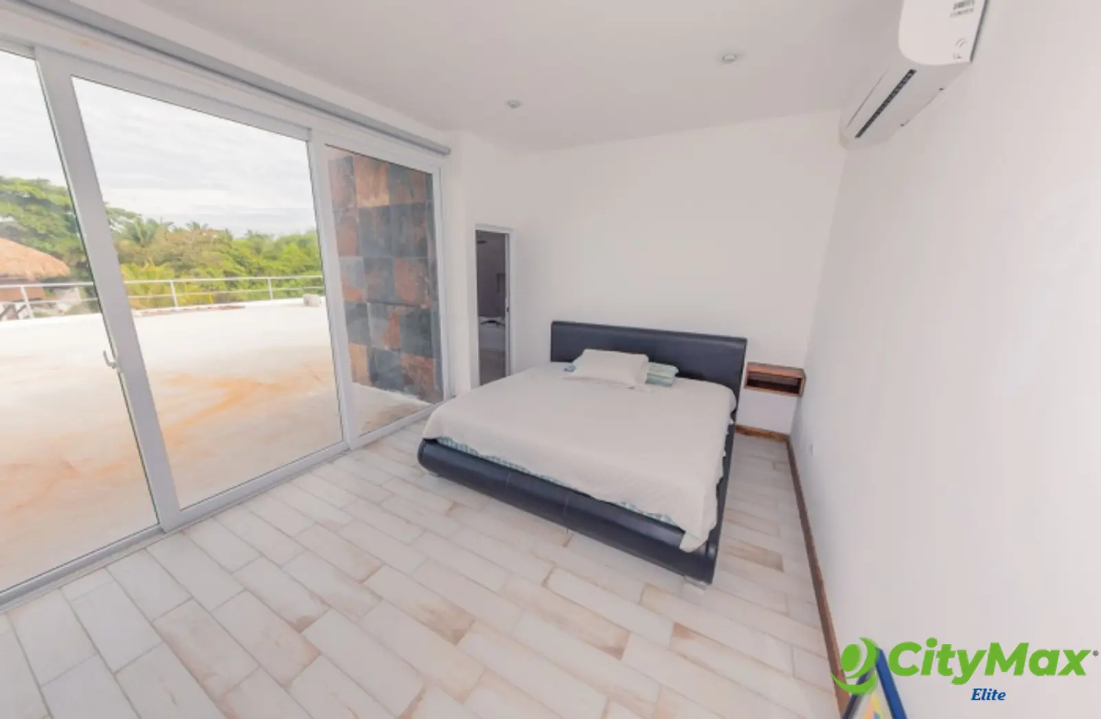 Venta Casa Vacacional a orillas de Playa Monterrico - foto 23
