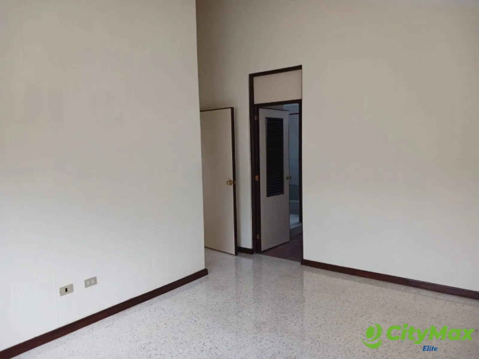 CASA EN ALQUILER EN VILLAS DEL PINAR - CAES - Fraijanes - foto 7