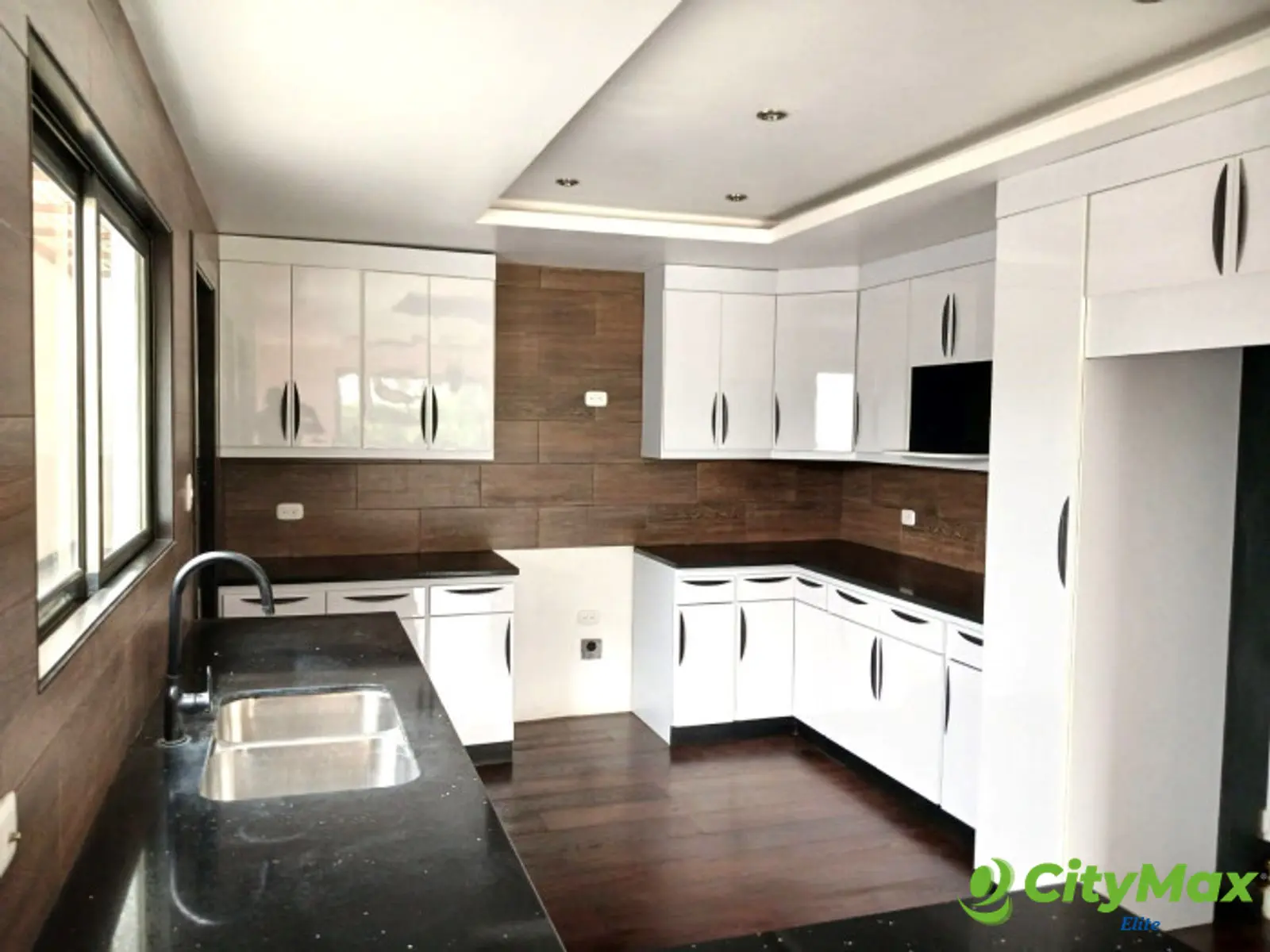 Casa en Venta en Km 16.5 de Carretera a El Salvador - foto 5