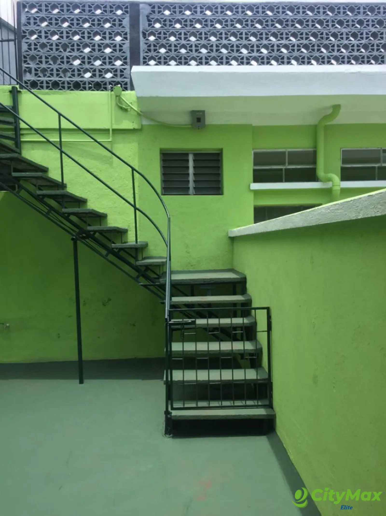 LOCAL COMERCIAL - OFICINAS EN ALQUILER EN MAZATENANGO - foto 11