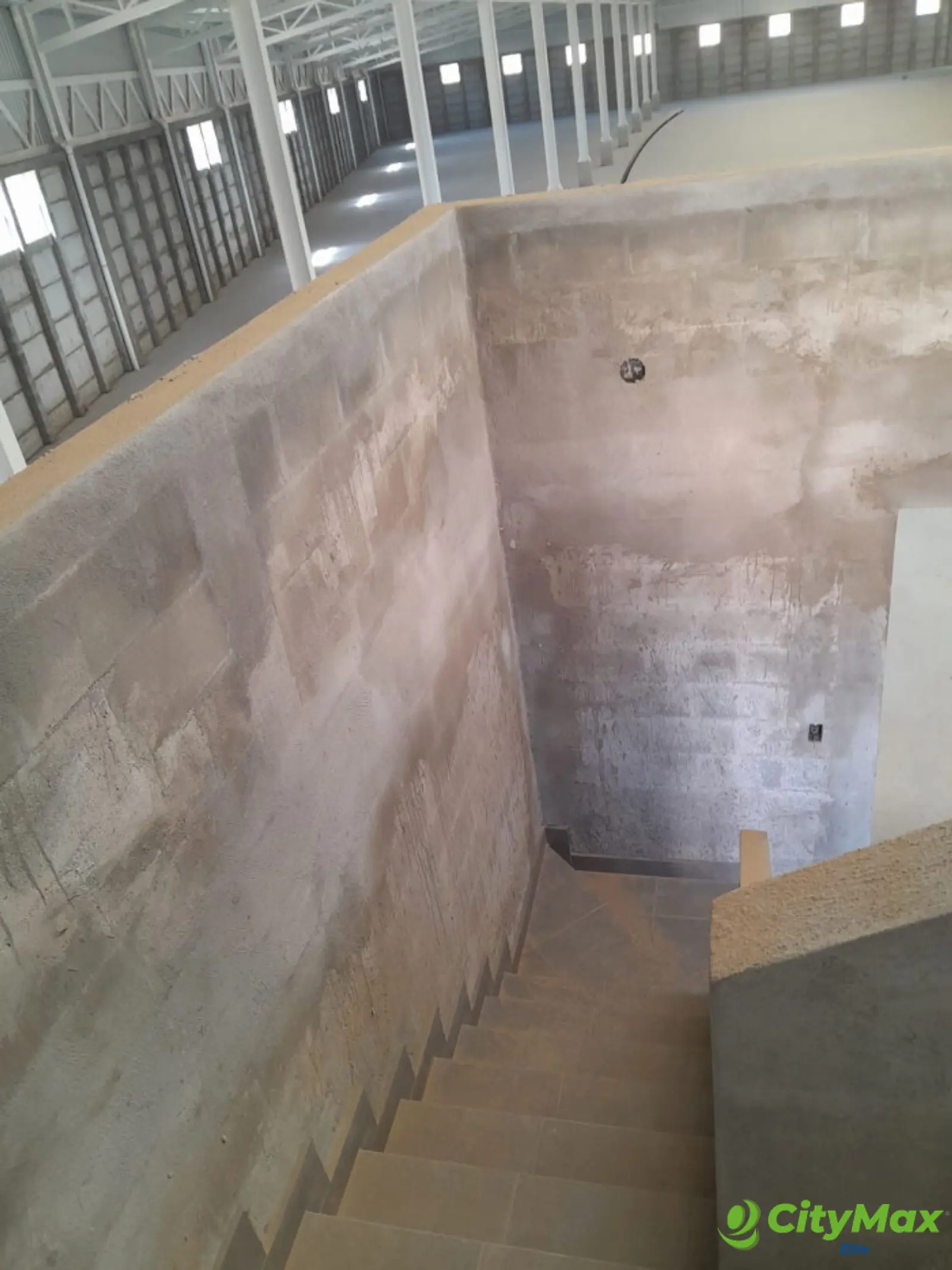 Bodegas en Renta en Amatitlán - GRADAS MEZZANINE