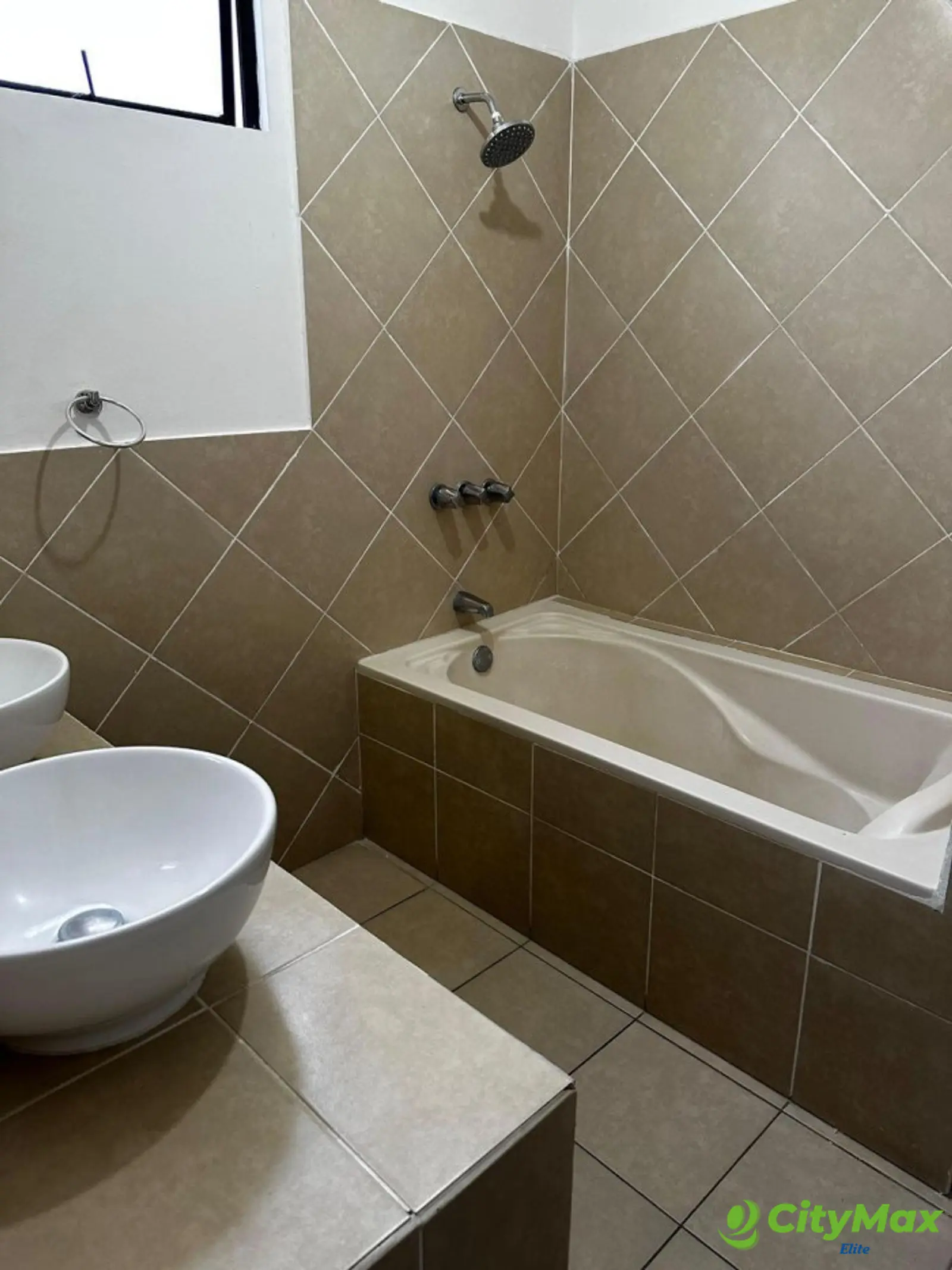 CASA EN VENTA EN BOSQUE ESCONDIDO - foto 13