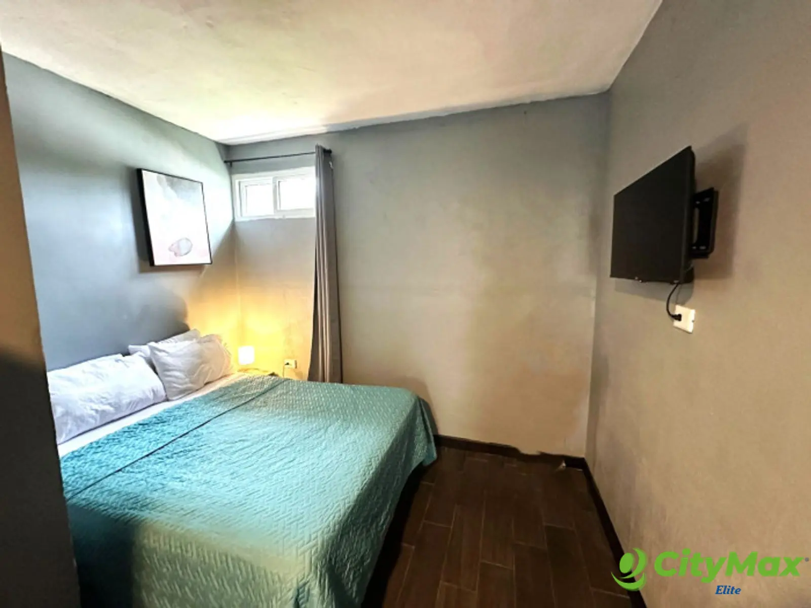 Alquiler de Apartamento Amueblado en Zona 10 - foto 3