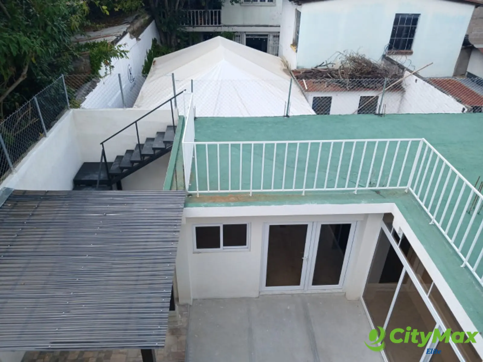 CASA REMODELADA EN VENTA EN ZONA 1 - foto 3