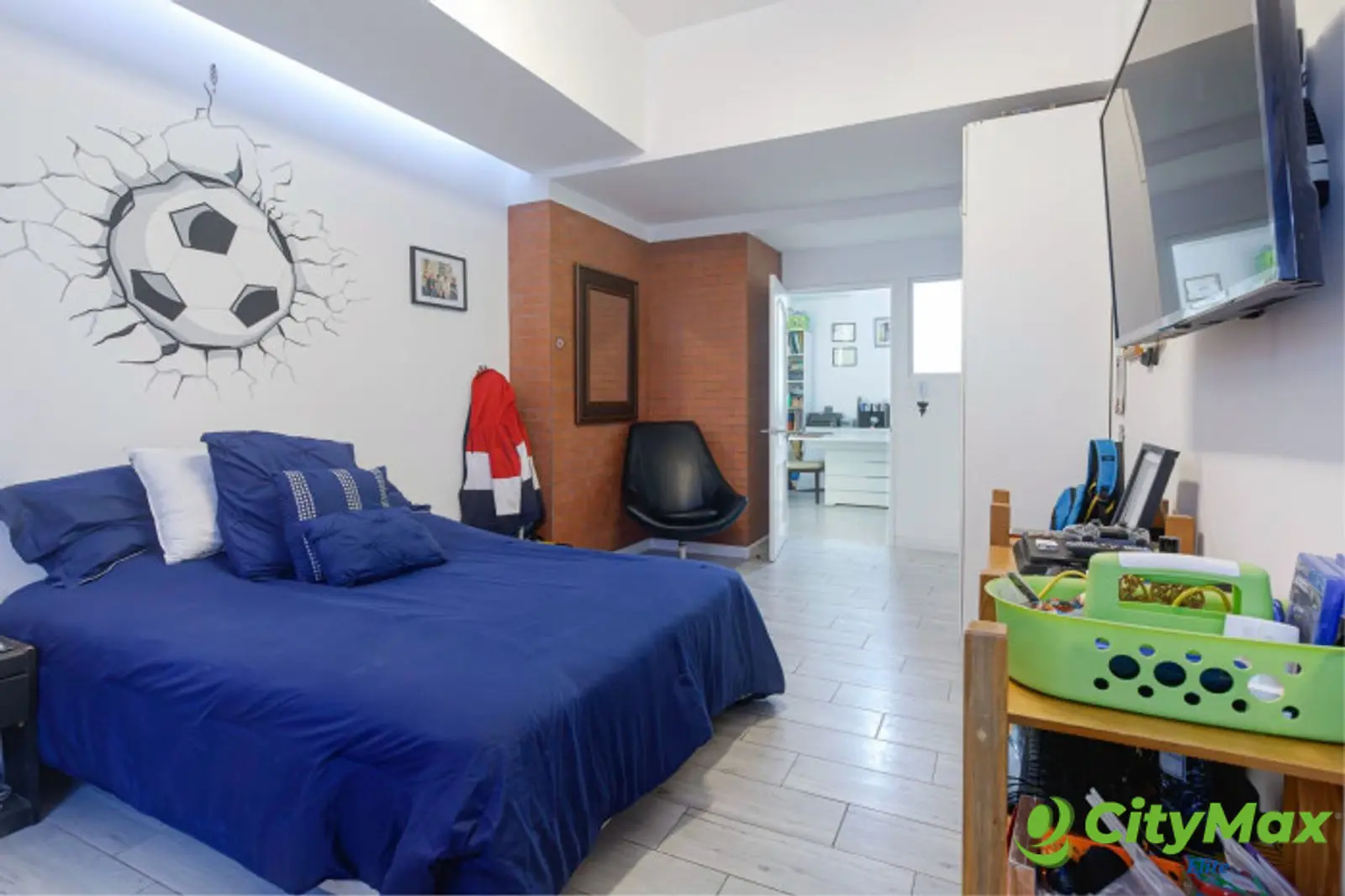 Amplio Apartamento en Venta en Zona 14 - foto 8