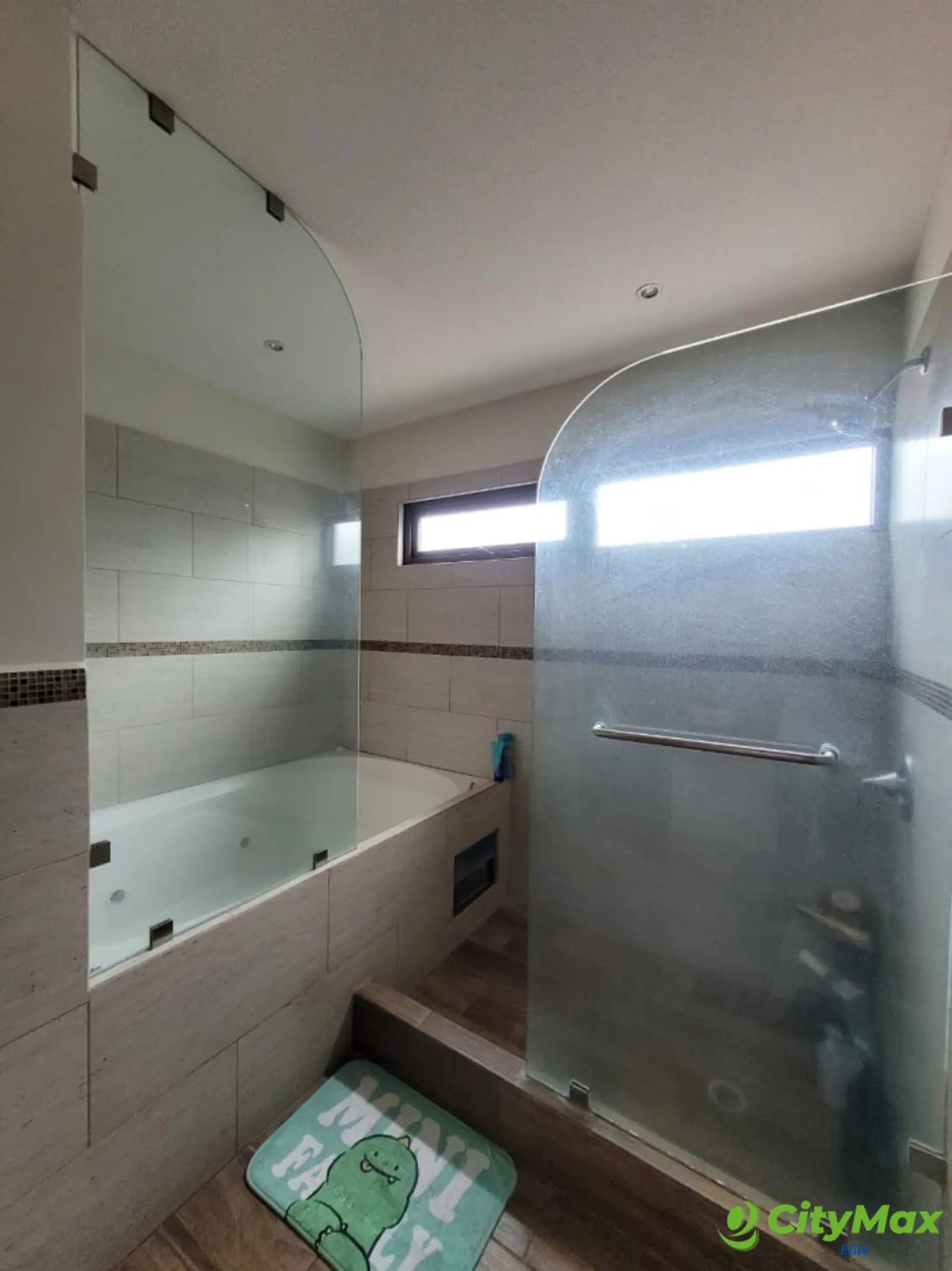 CASA EN VENTA EN HACIENDA REAL ZONA 16 - foto 8