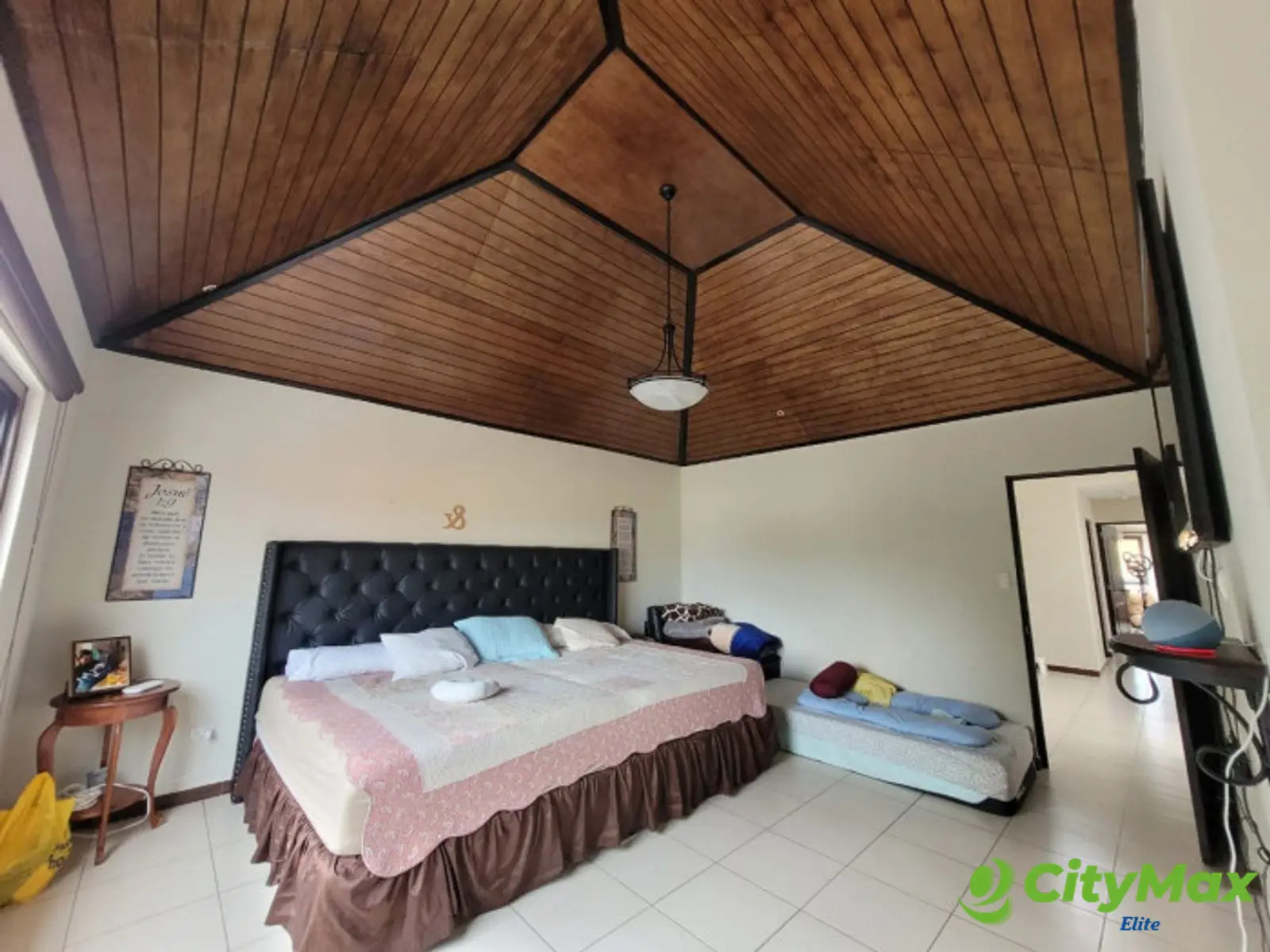 CASA EN VENTA EN HACIENDA REAL ZONA 16 - foto 21