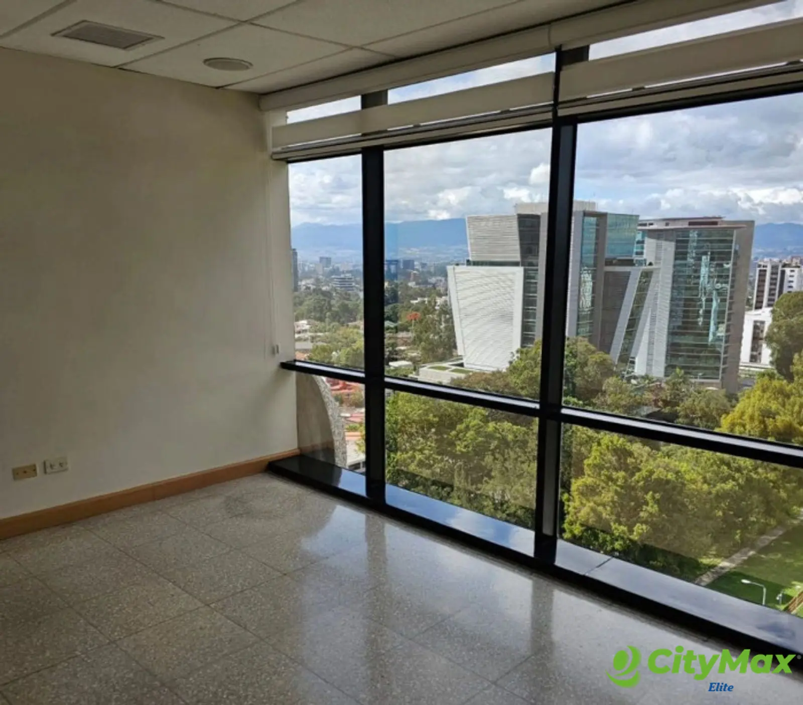 Oficina Medica en Venta - foto 3