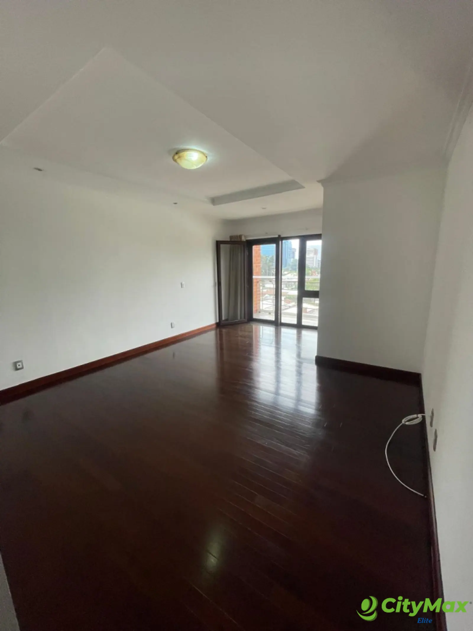 Apartamento en renta en zona 14 - foto 9