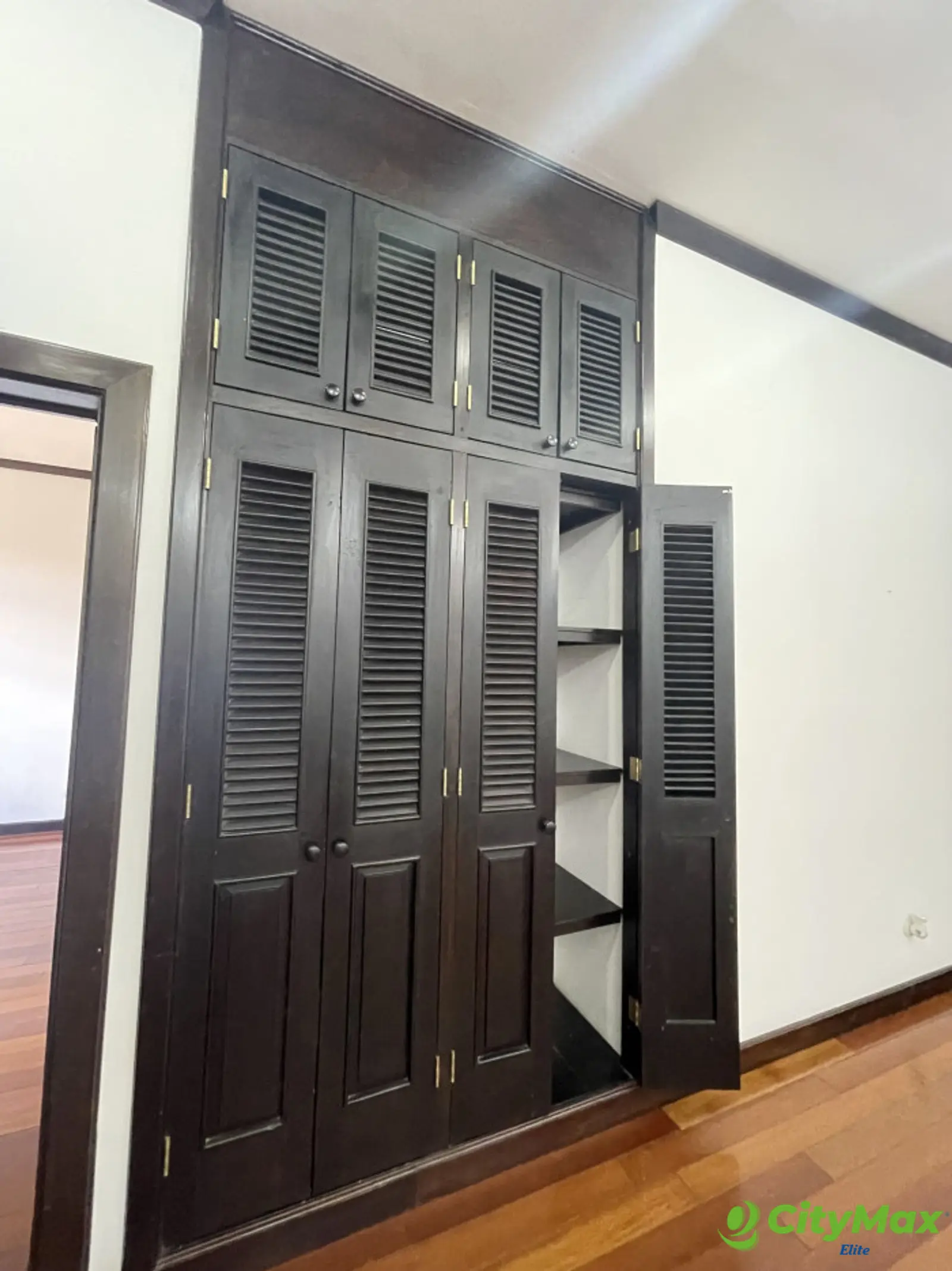 Casa de un nivel en Renta y Venta Km 18.5 CAES - vestibulo de habitaciones
