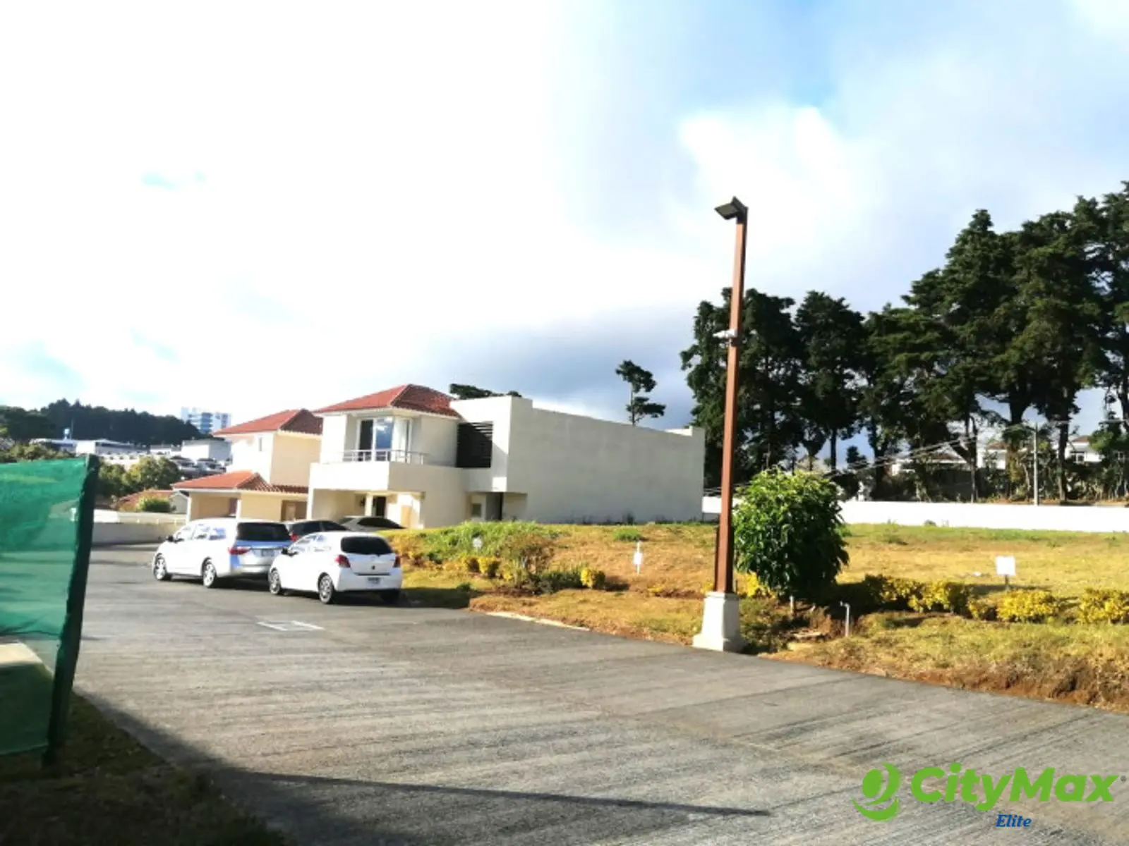 Terreno en Venta en Condominio Carretera al Salvador - foto 4