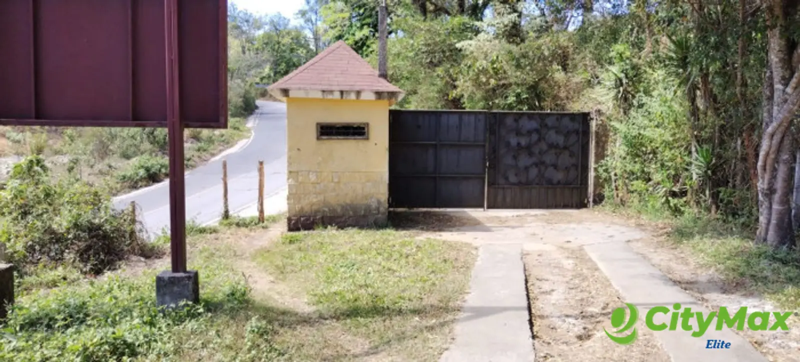Terreno en Jardines de Versalles, Santa Elena Barillas - foto 3