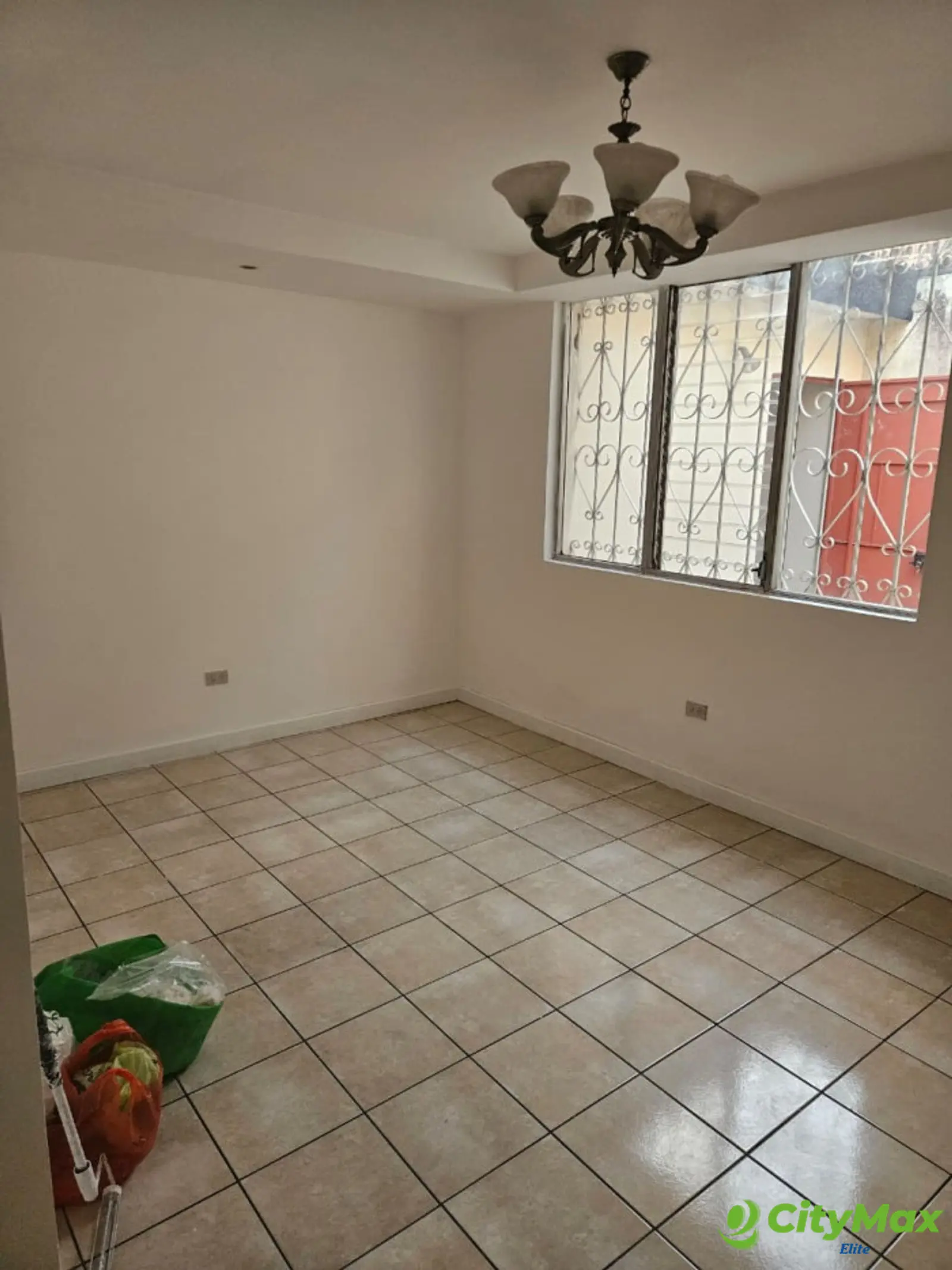 Venta de Casa en Colonia El Maestro de Zona 15 - foto 9