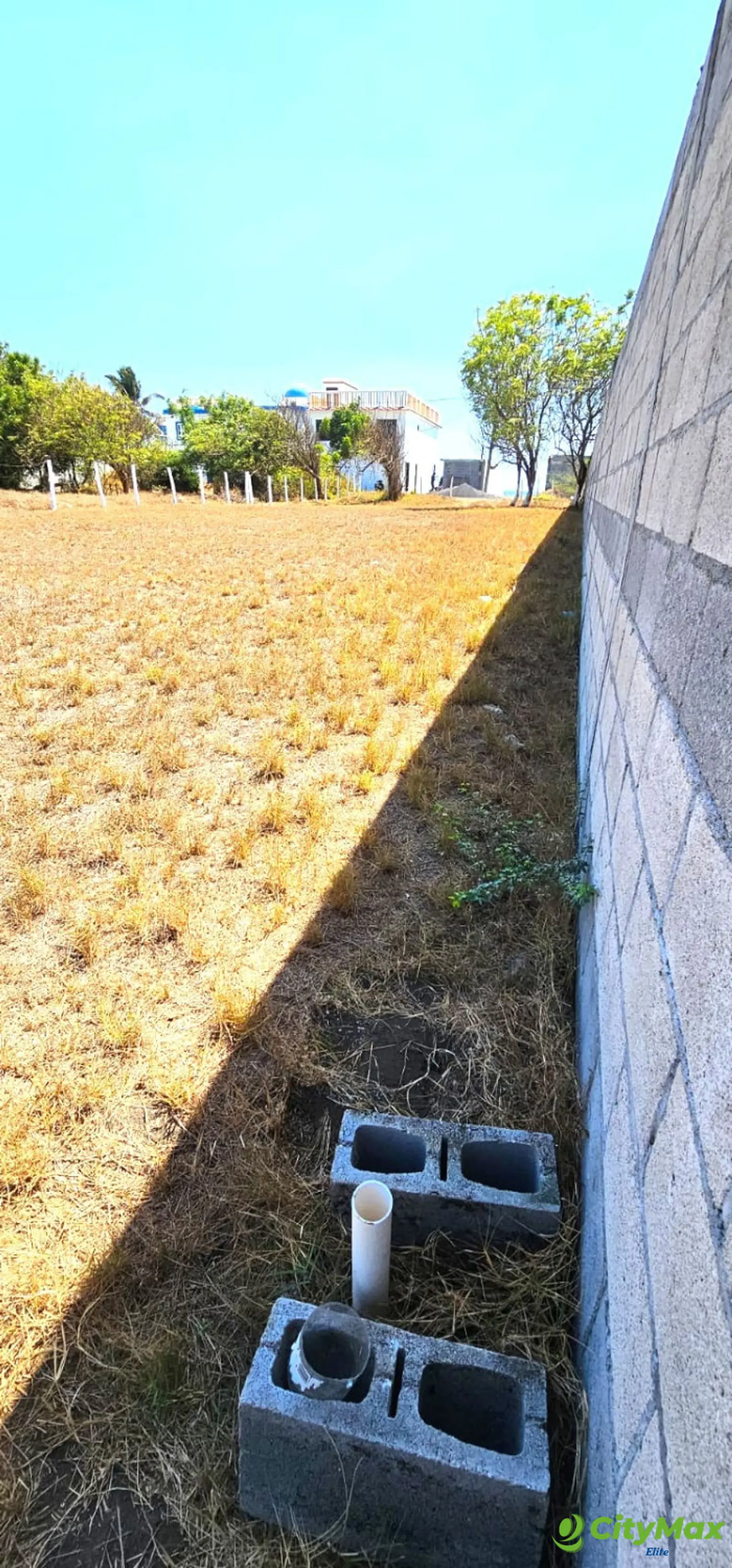 TERRENO EN VENTA EN IZTAPA A 20 METROS DEL MAR - foto 8