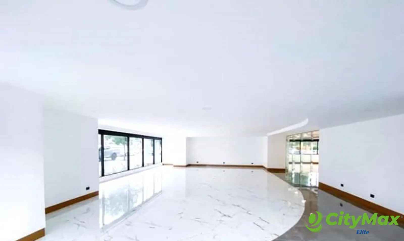 Clínica en Venta en Zona 10 - foto 11