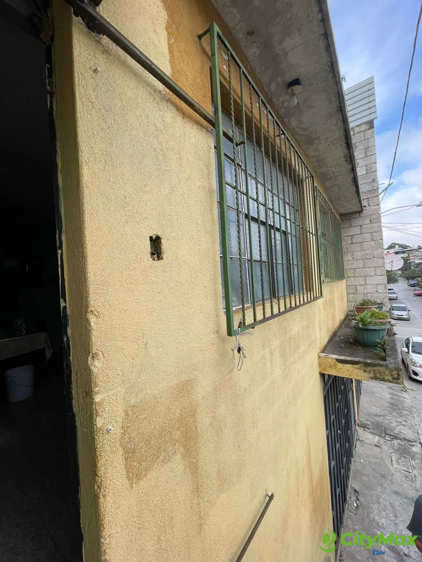 Casa en Venta en zona 17, Colonia Salud Publica - foto 2