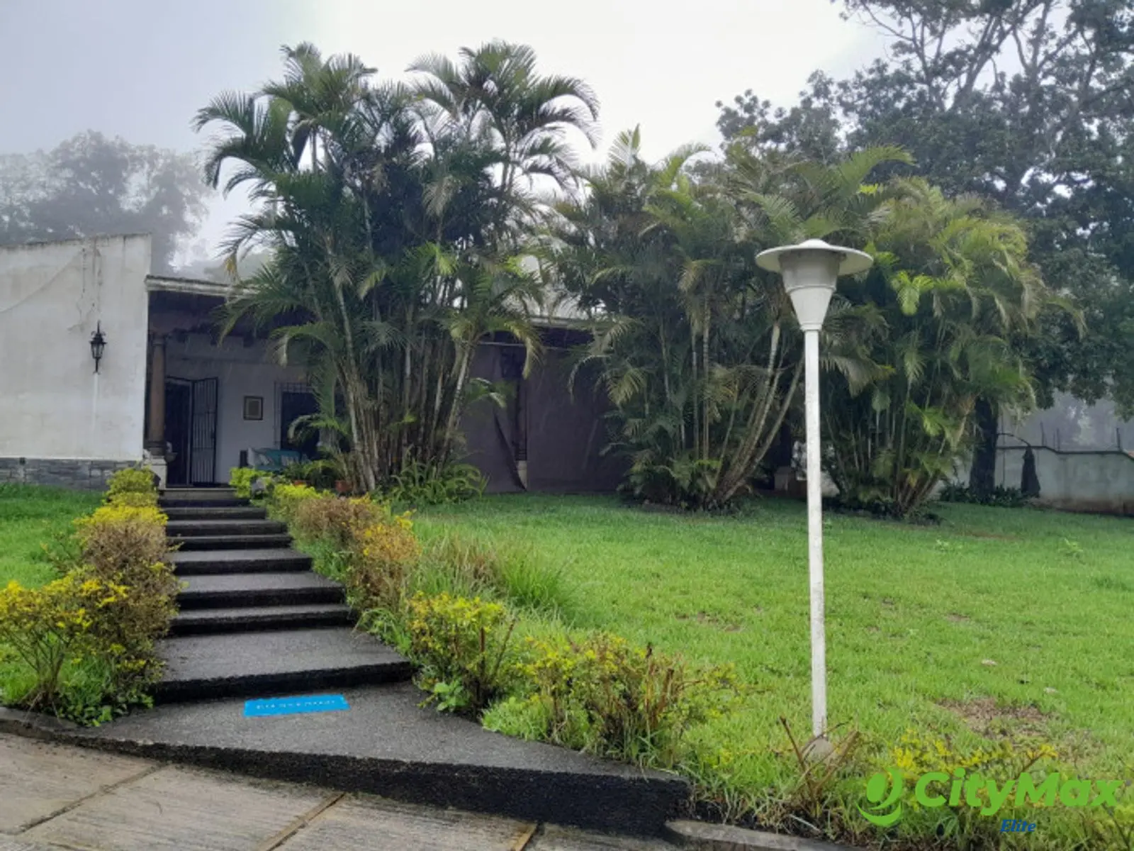 Casa en Venta o Renta-Carretera a Santa Elena Barillas - foto 3