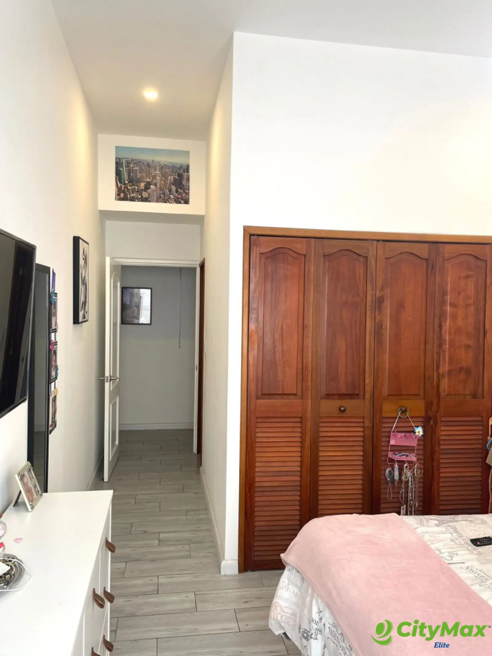 Amplio Apartamento en Venta en Zona 14 - foto 10