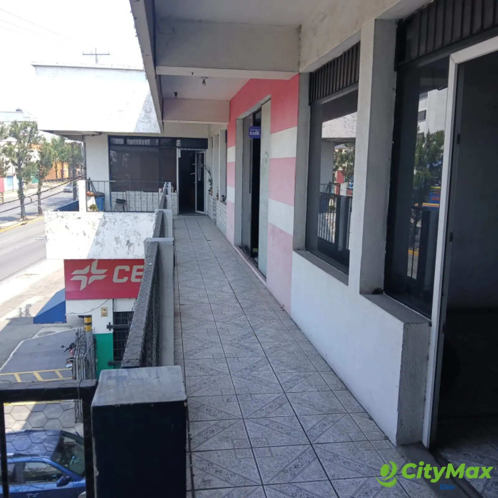 Local Comercial ubicado sobre la Calzada San Juan Z 7 - foto 5