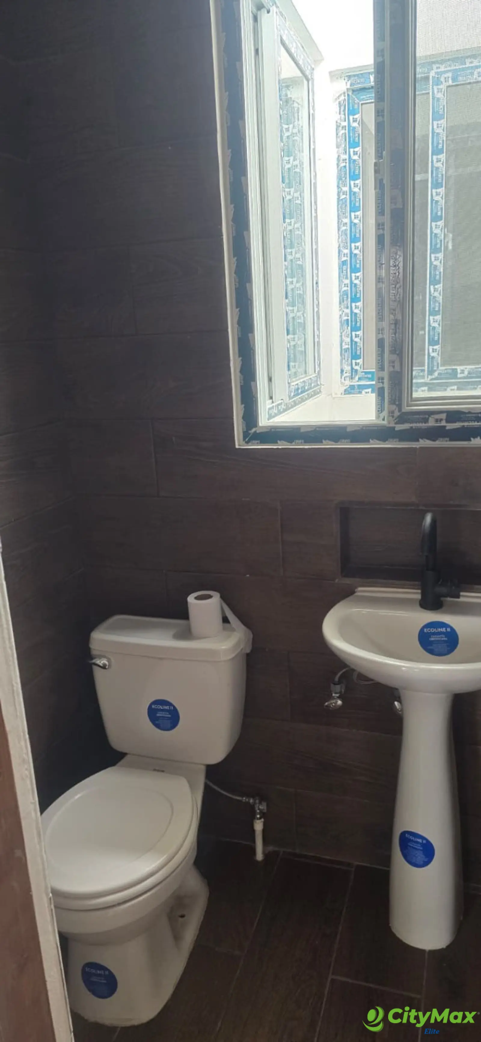 TORRE DE APARTAMENTOS PARA INVERSION, HACIENDA REAL - Baño de visitas