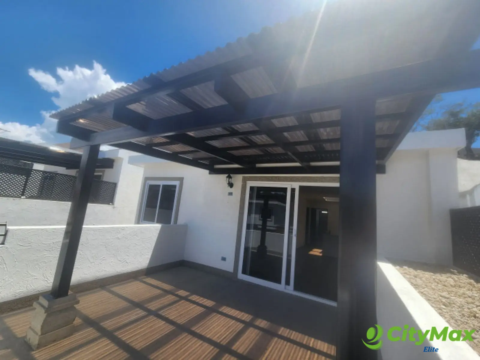 CASA EN ALQUILER EN VISTAS DE CAPELO KM 23.5 - foto 4