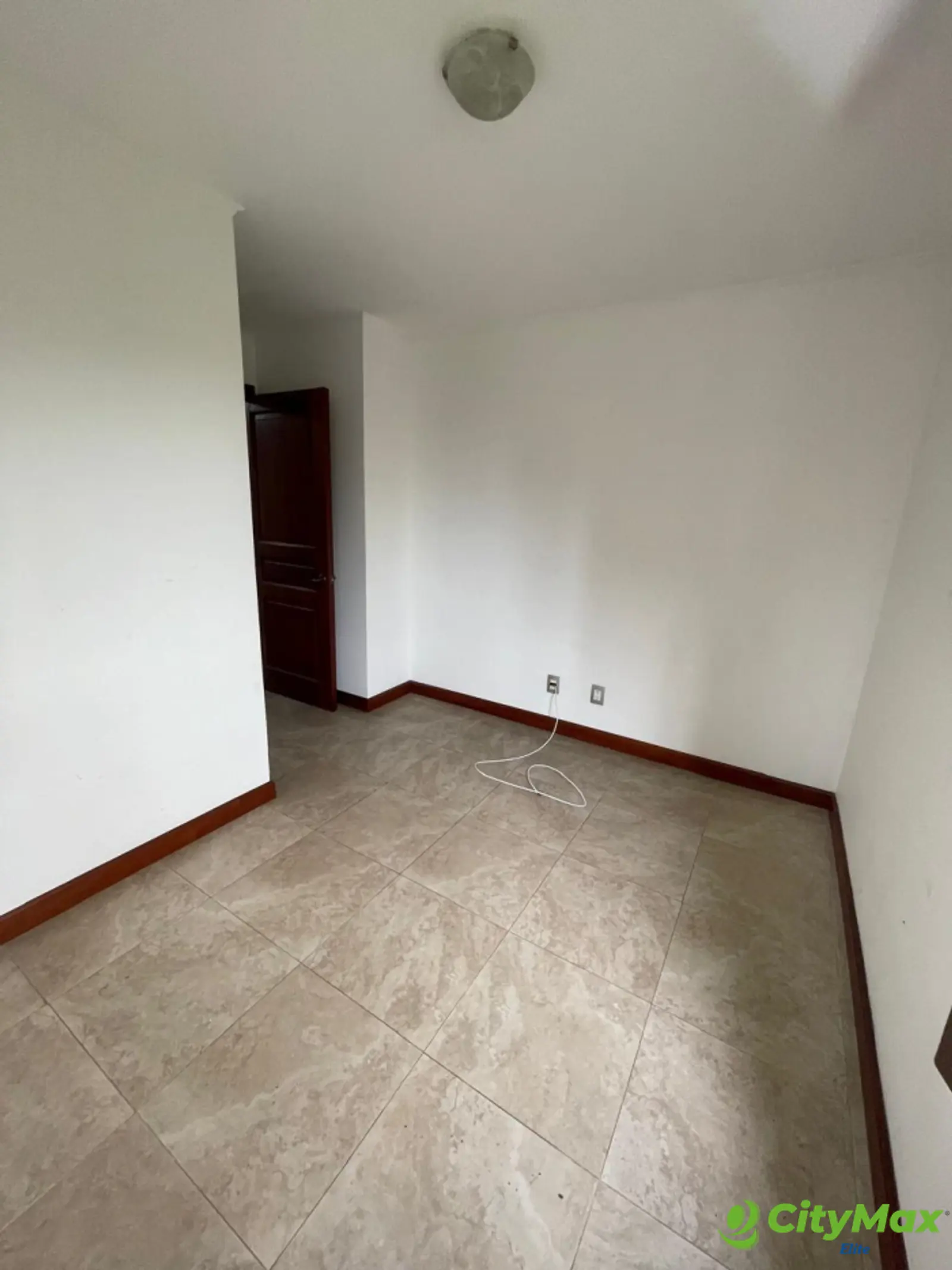 Apartamento en renta en zona 14 - foto 18